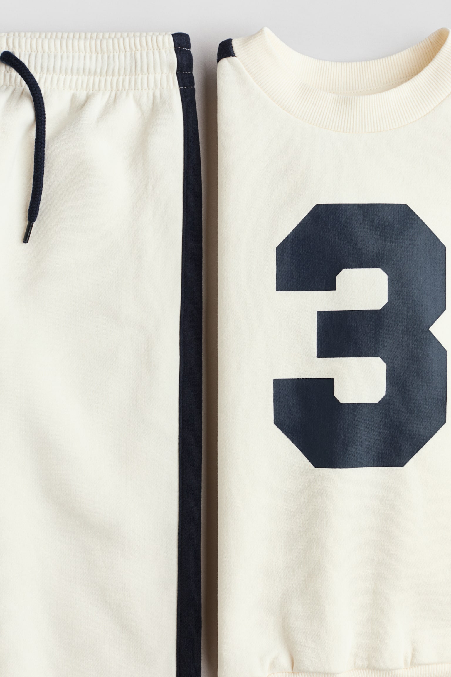 2-delt sweatshirtsæt med tryk - Creme - 4