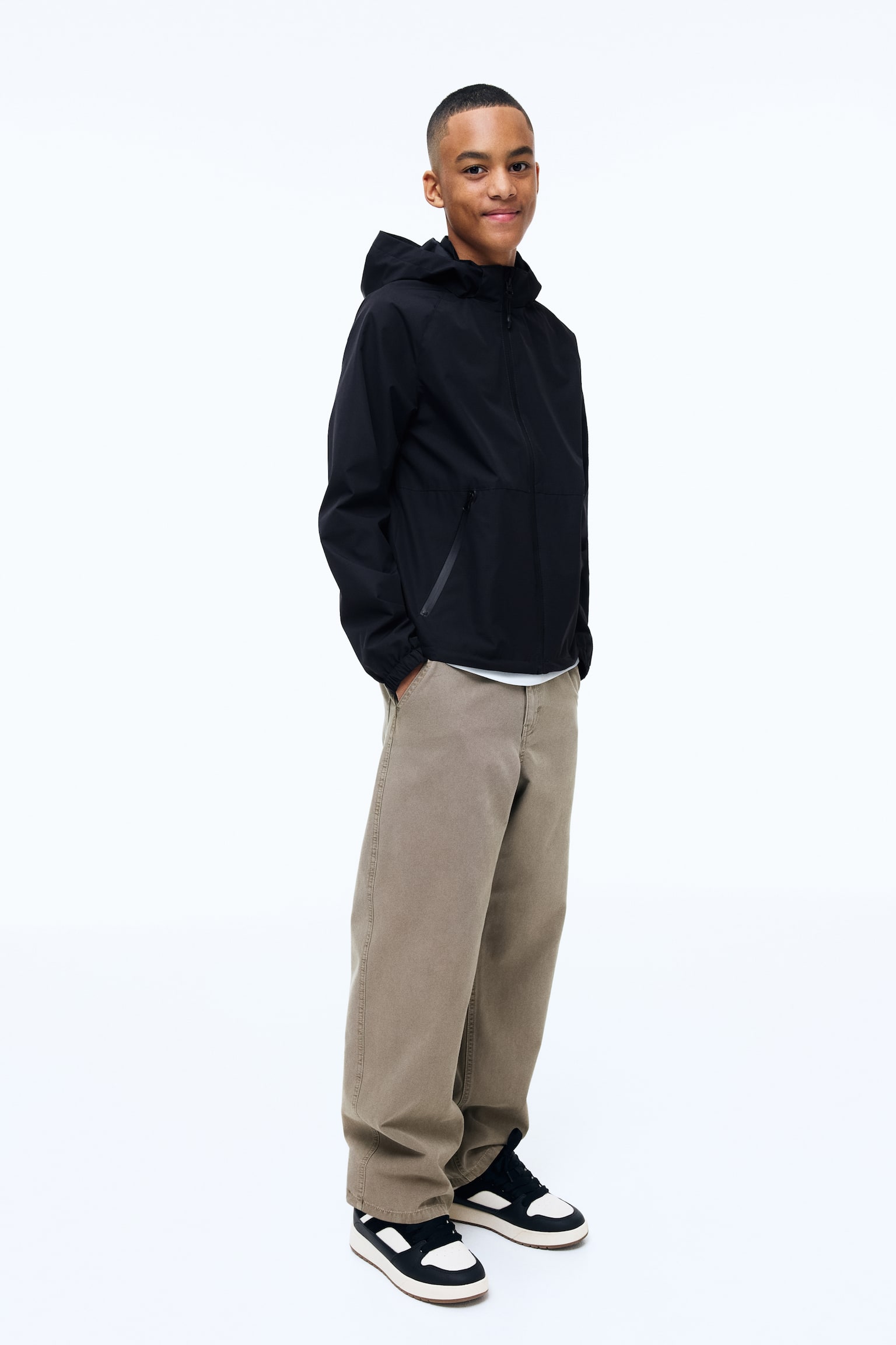 Детская куртка H&M Water-repellent Windbreaker, цвет: Чёрный — фото 2