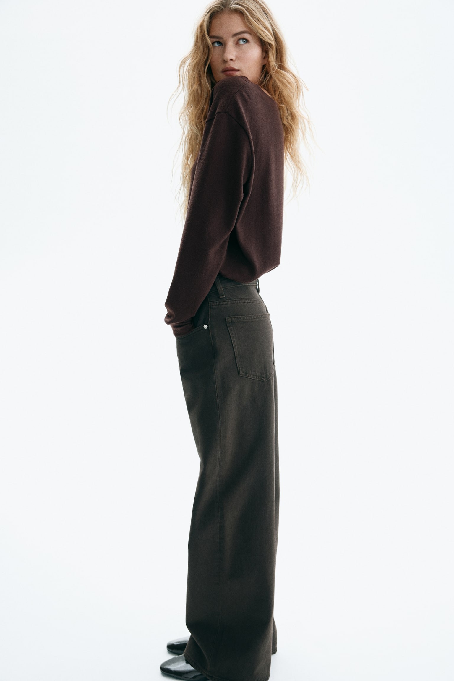 Lace-trimmed knitted top - Dark brown/White/Light blue - 3