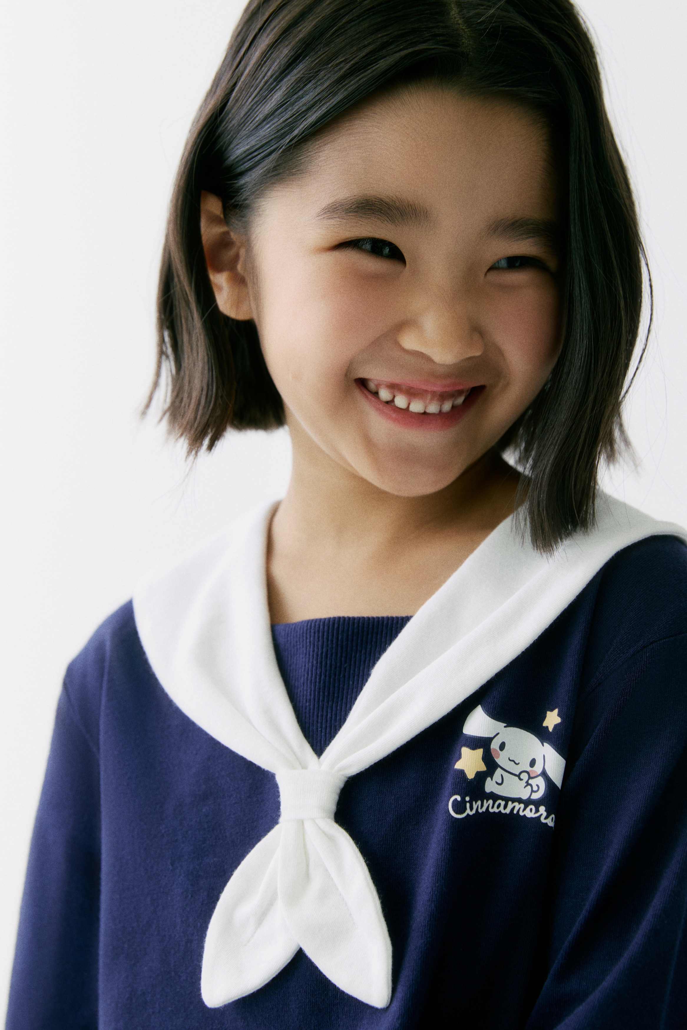 Áo cổ thuỷ thủ in hình - Màu xanh tím than/Cinnamoroll/Màu trắng/Hello Kitty