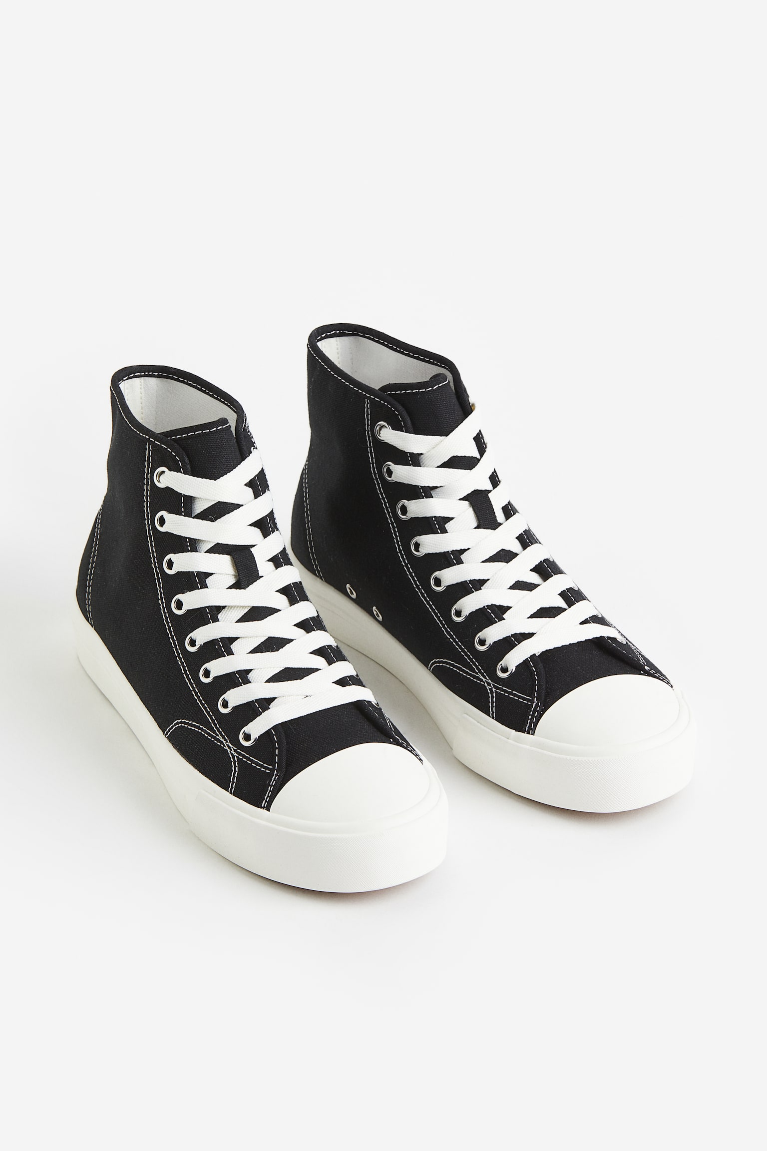 Canvas Hi Top Sneakers - Black/White - 2