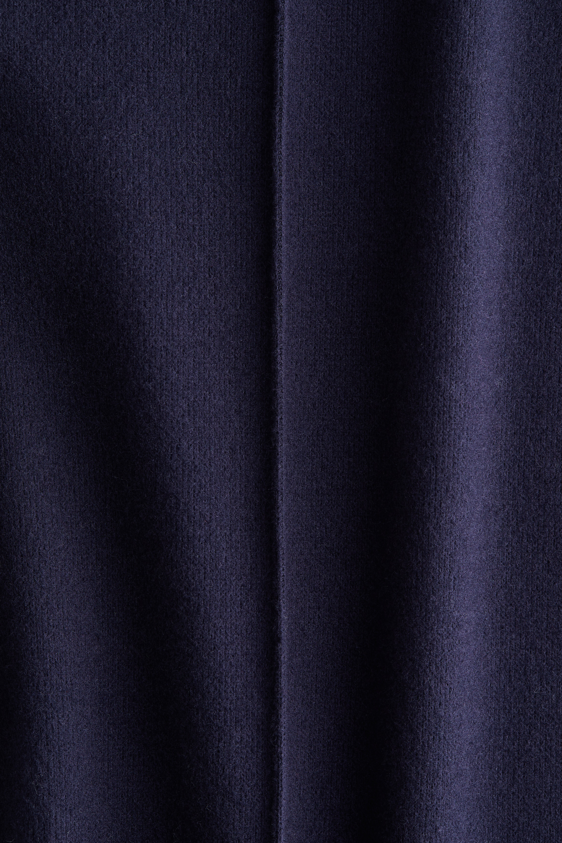 Crease-leg trousers