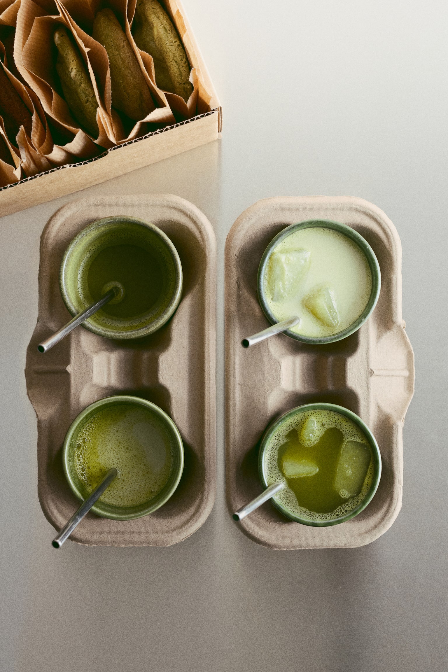 4-pack stoneware mugs - Dark green/Light grey/Beige - 2