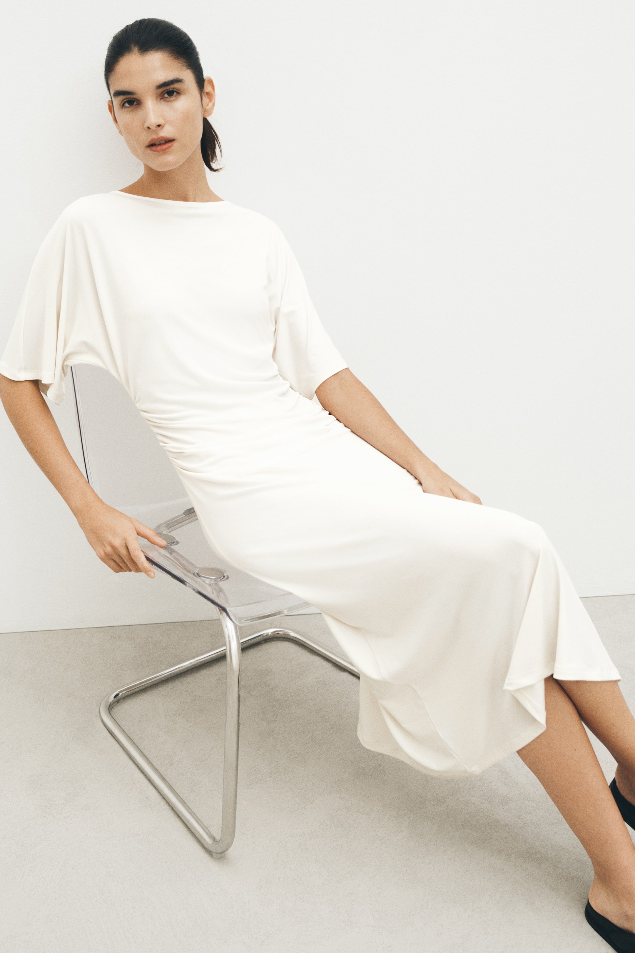 Женские платья H&M Draped T-Shirt Dress — фото 4