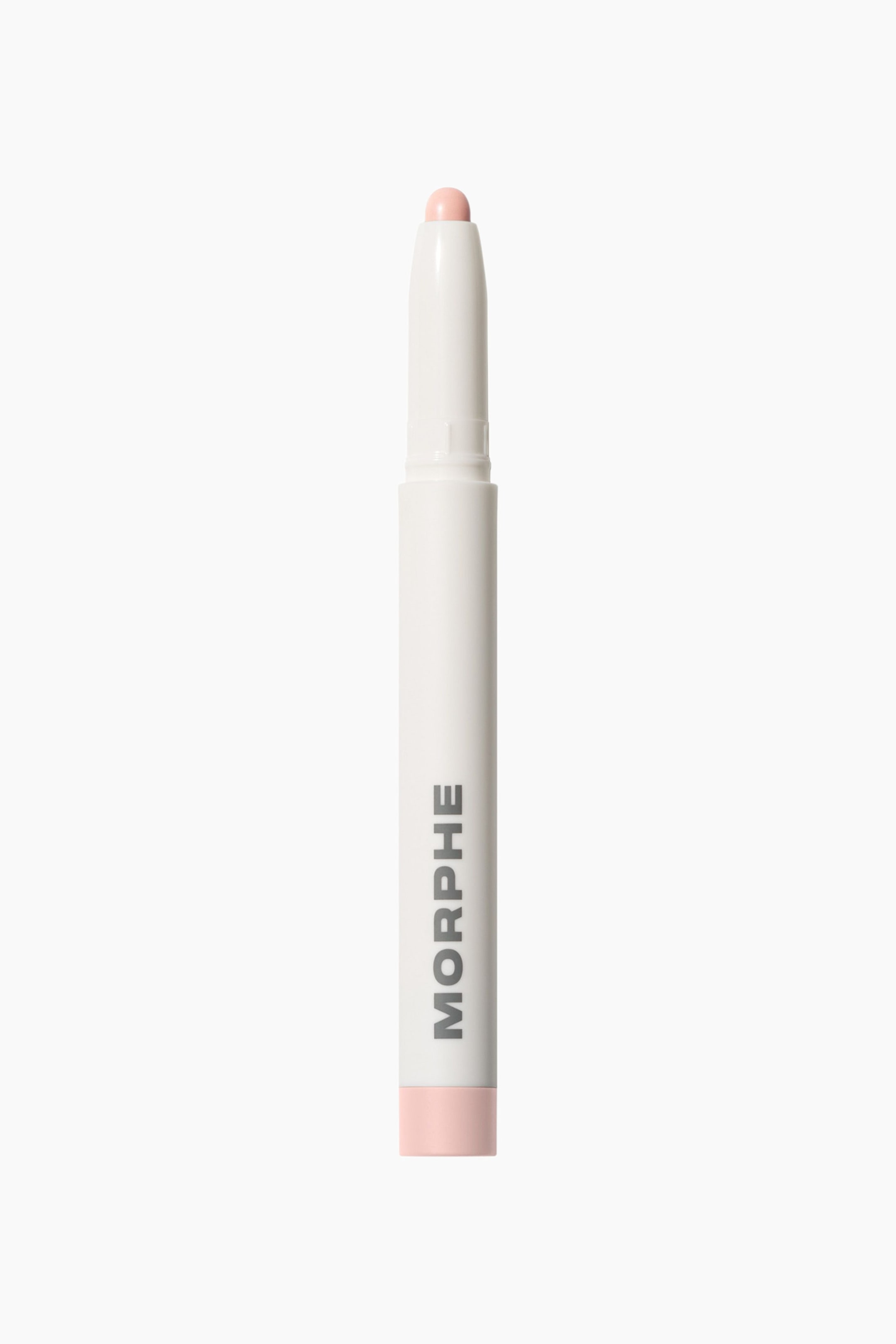 Visa större bild: Morphe Shapelifter Micro Brightening Stick står upprätt och visar ett smalt vitt hölje med varumärkesnamnet tryckt lodrätt i grått. En rundad, ljusrosa produktspets sticker ut från den avsmalnande övre kragen och matchar den ljusrosa bottenkorken längst ned.