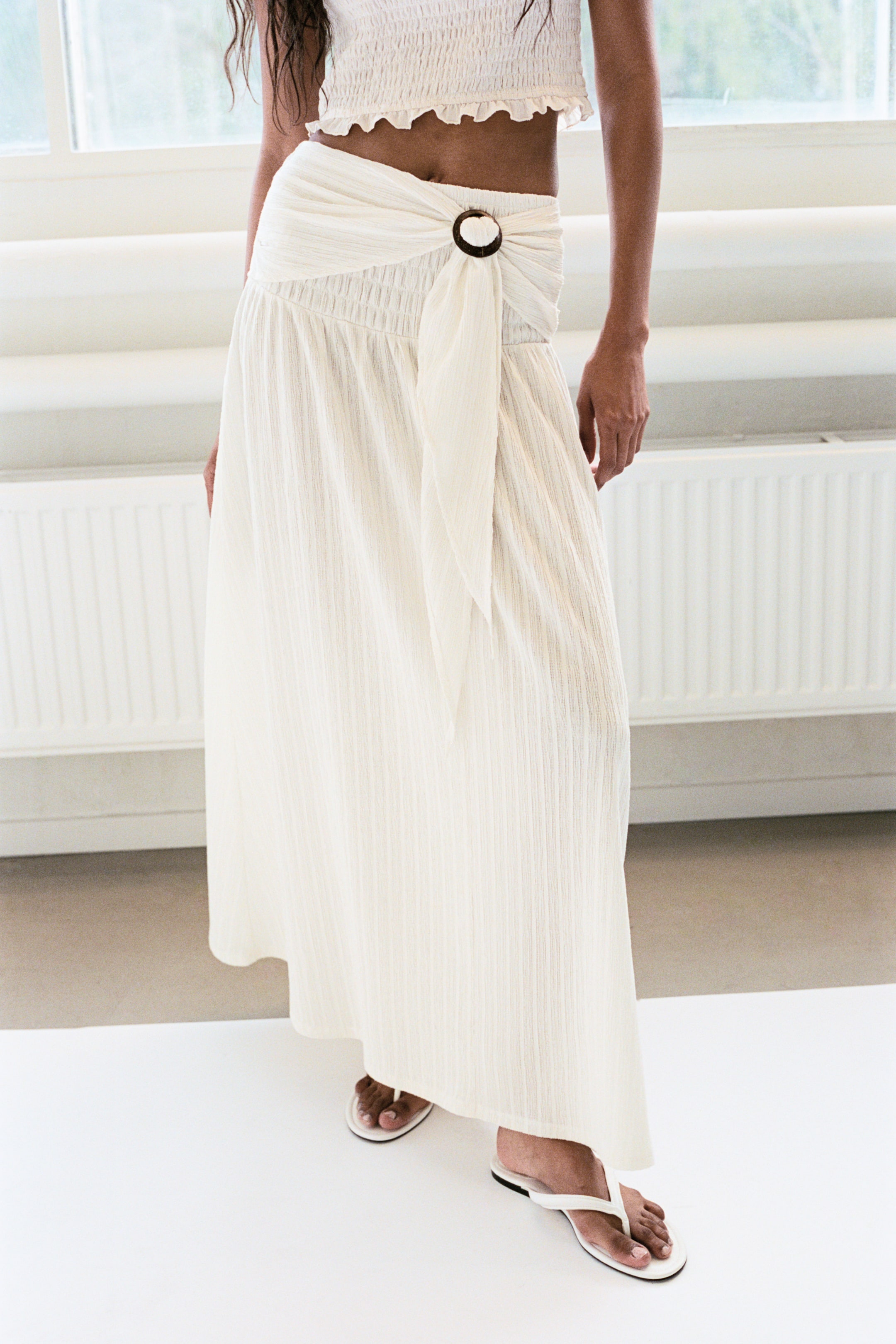 Crinkled Tie-Belt Skirt