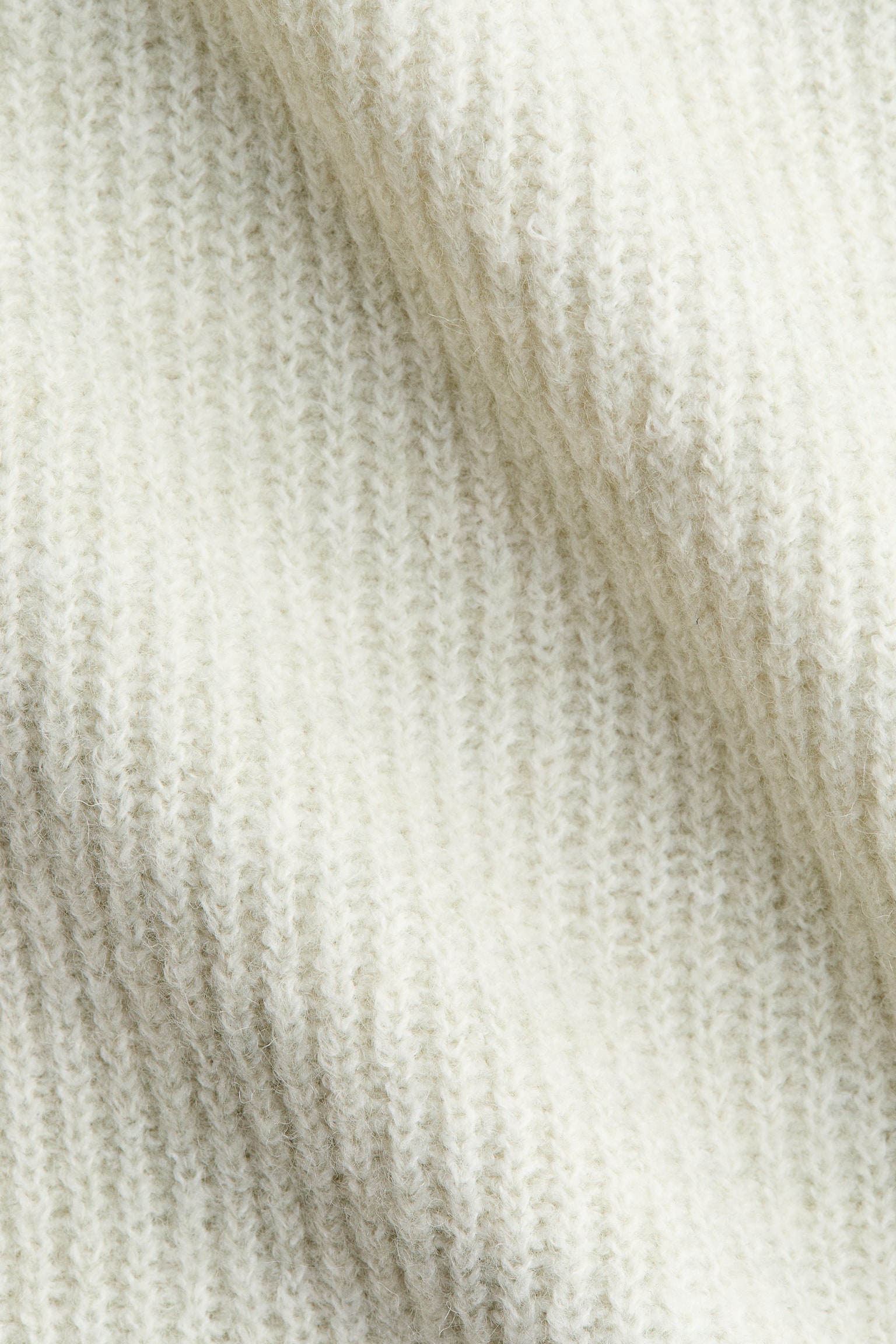 Trøje med bådudskæring - Lysegrønmeleret - 2