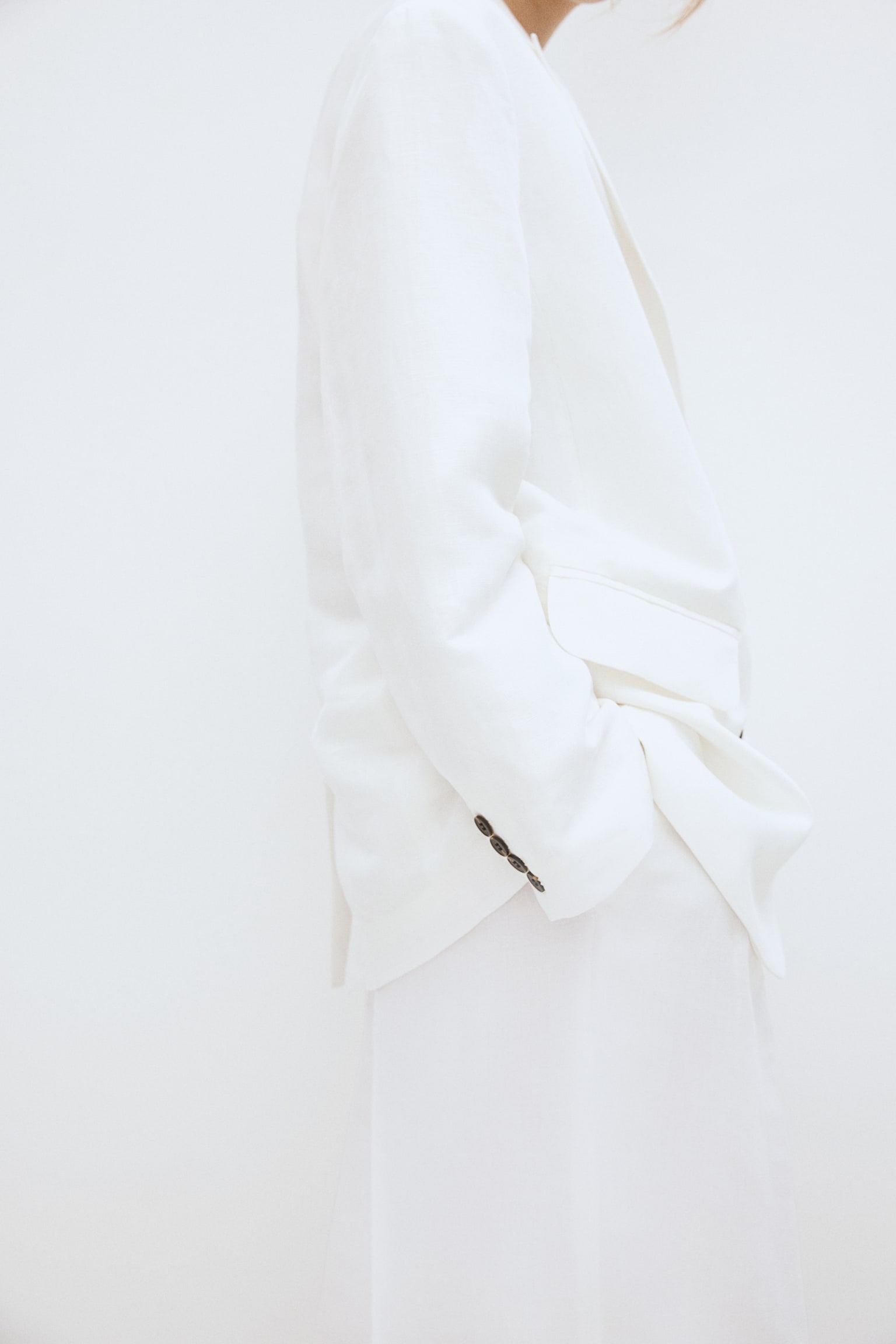 Oversized Linen Blend Blazer - White/Navy blue - 6