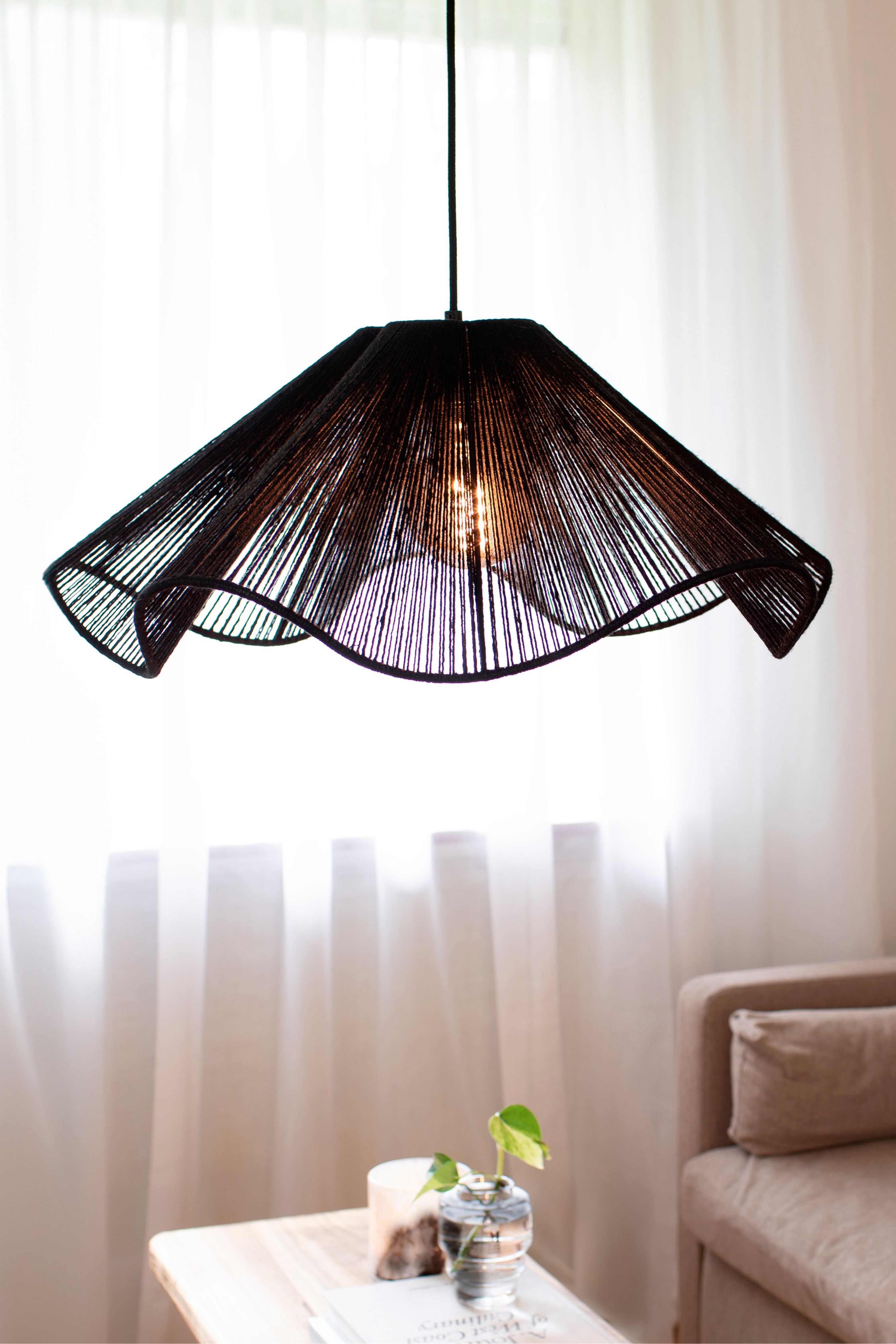 Nami Deckenleuchte - Schwarz/Beige