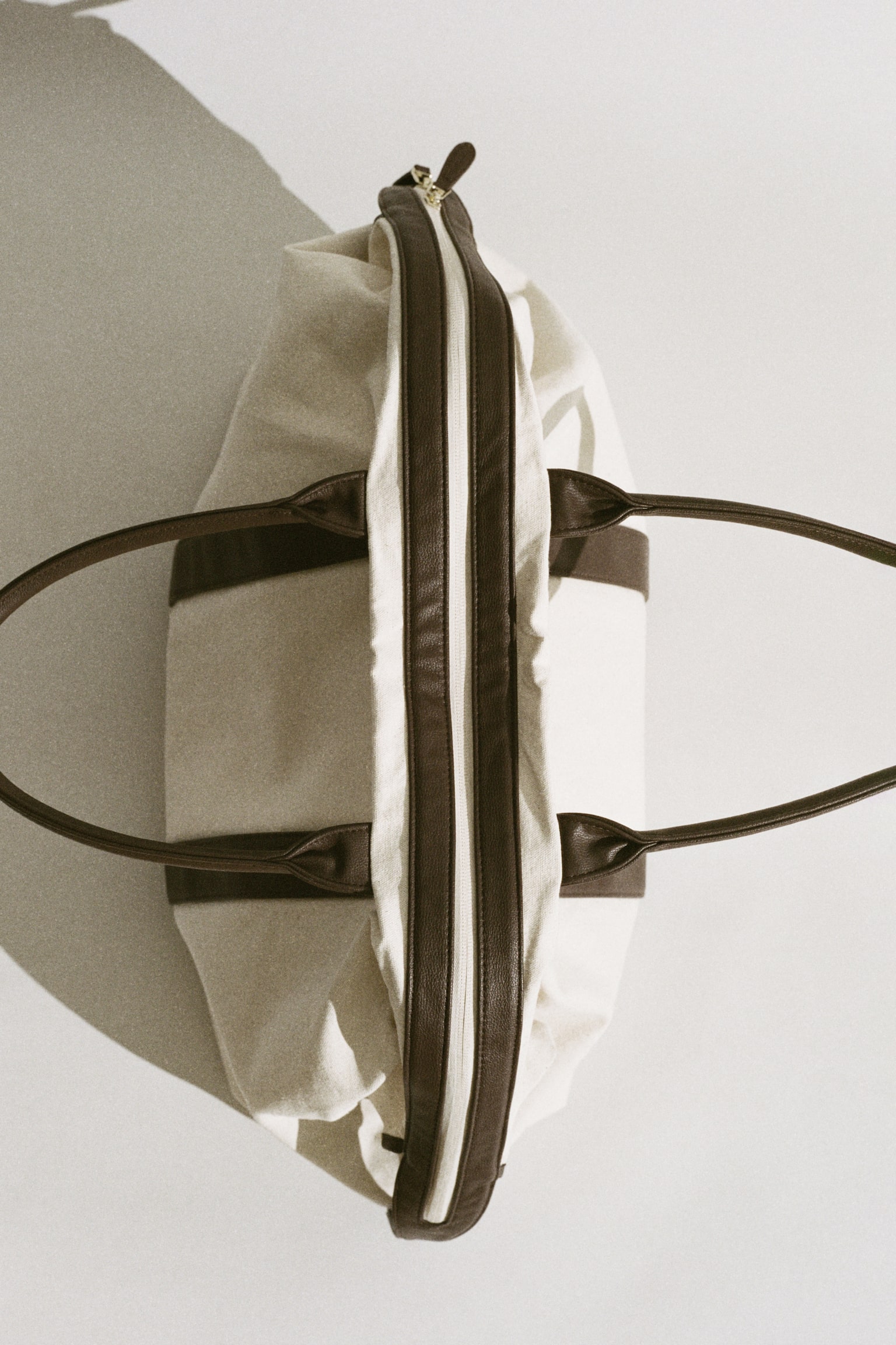 Sports weekend bag - Light beige - 1