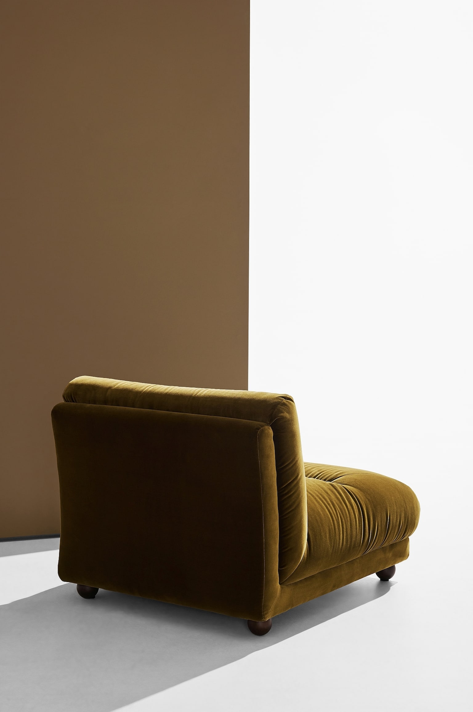 Elmo Armchair - Green Velvet - 3