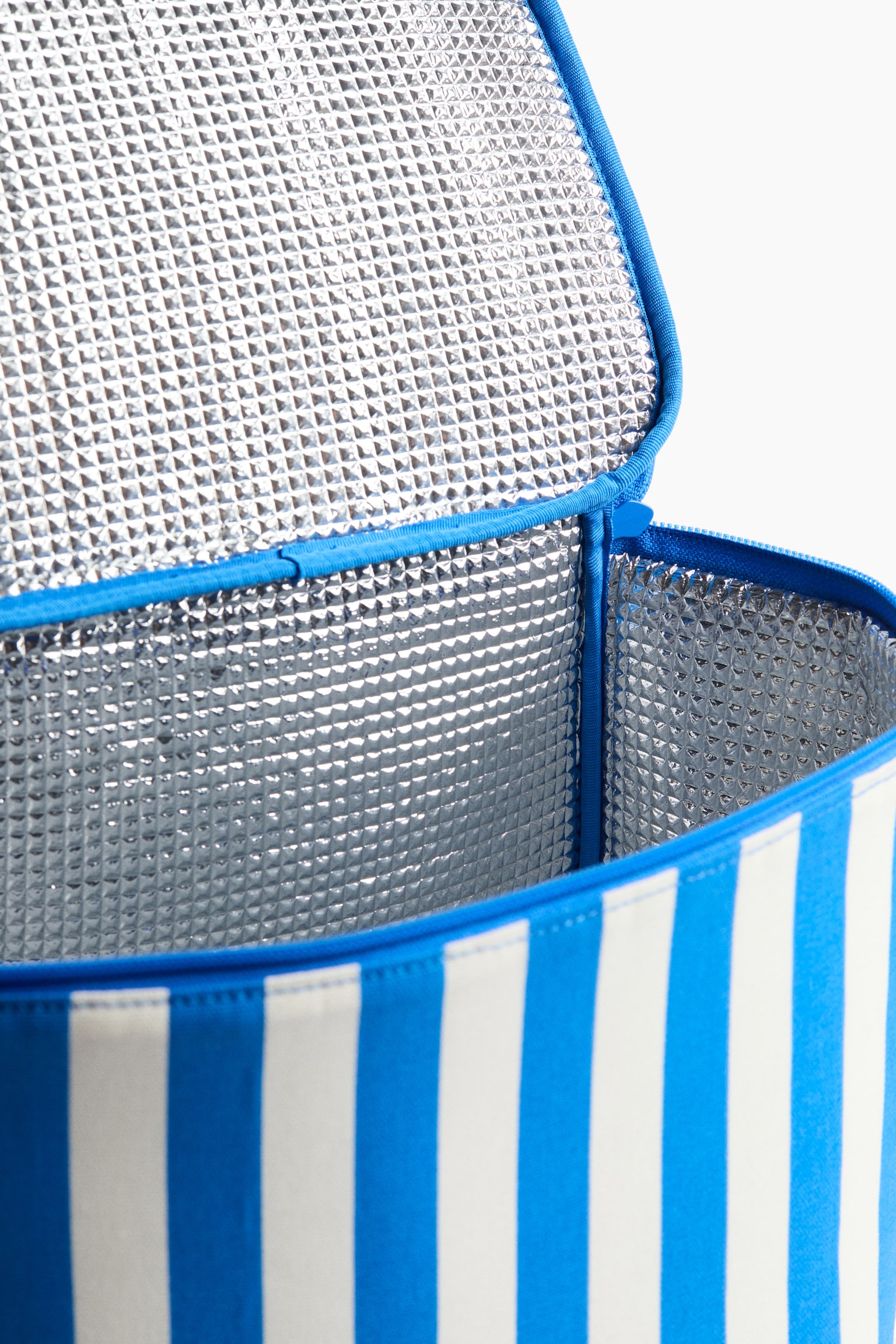 Water-repellent cool bag - Blue/Striped/Dark green/Striped/Light beige/Striped - 3