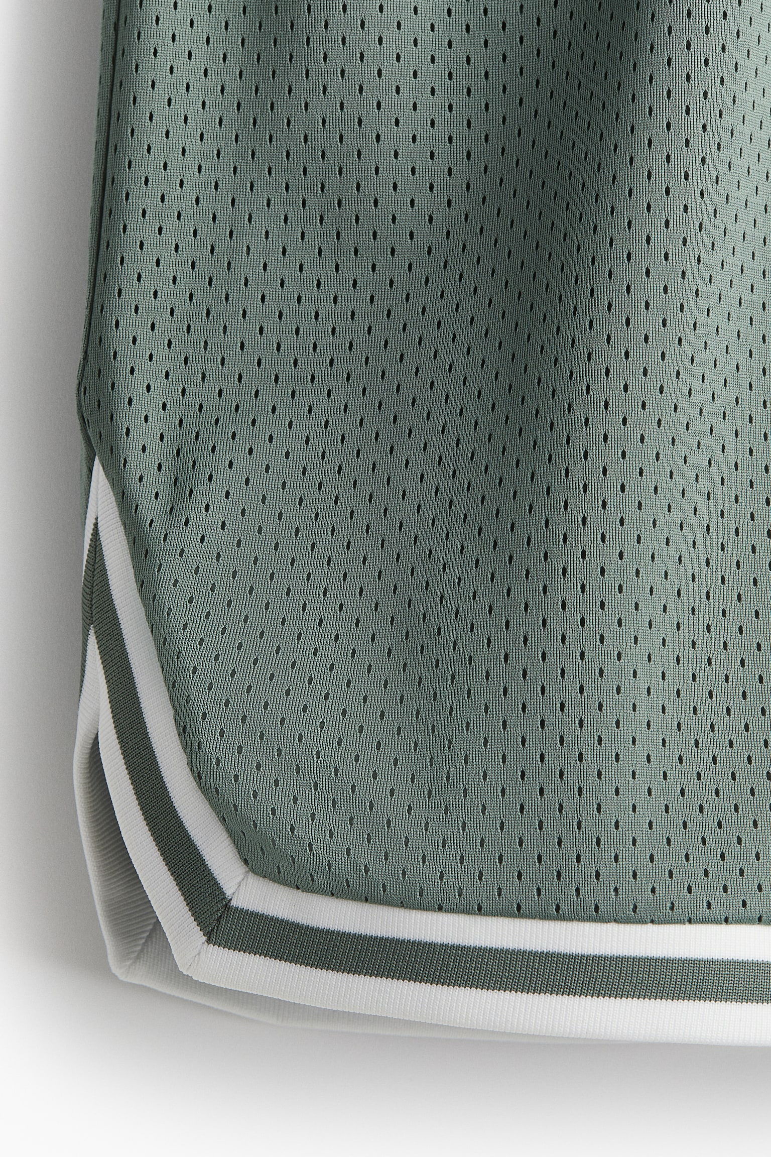 Long Basketball Shorts In DryMove™ - Khaki green/Black - 3