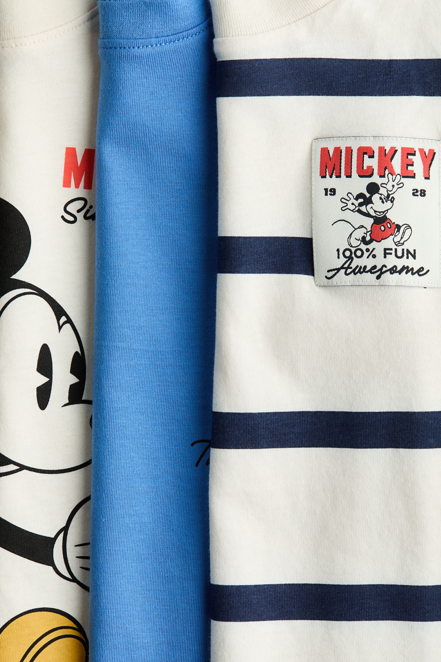 מארז 3 טישרטים עם הדפס - קרם/מיקי מאוס/אדום/מארוול קומיקס/ירוק/Minecraft - 2
