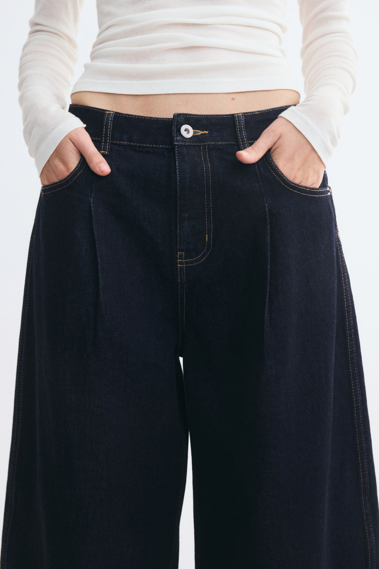Женские джинсы H&M Barrel-Leg Regular-Waist, цвет: Тёмный джинсовый синий — фото 4