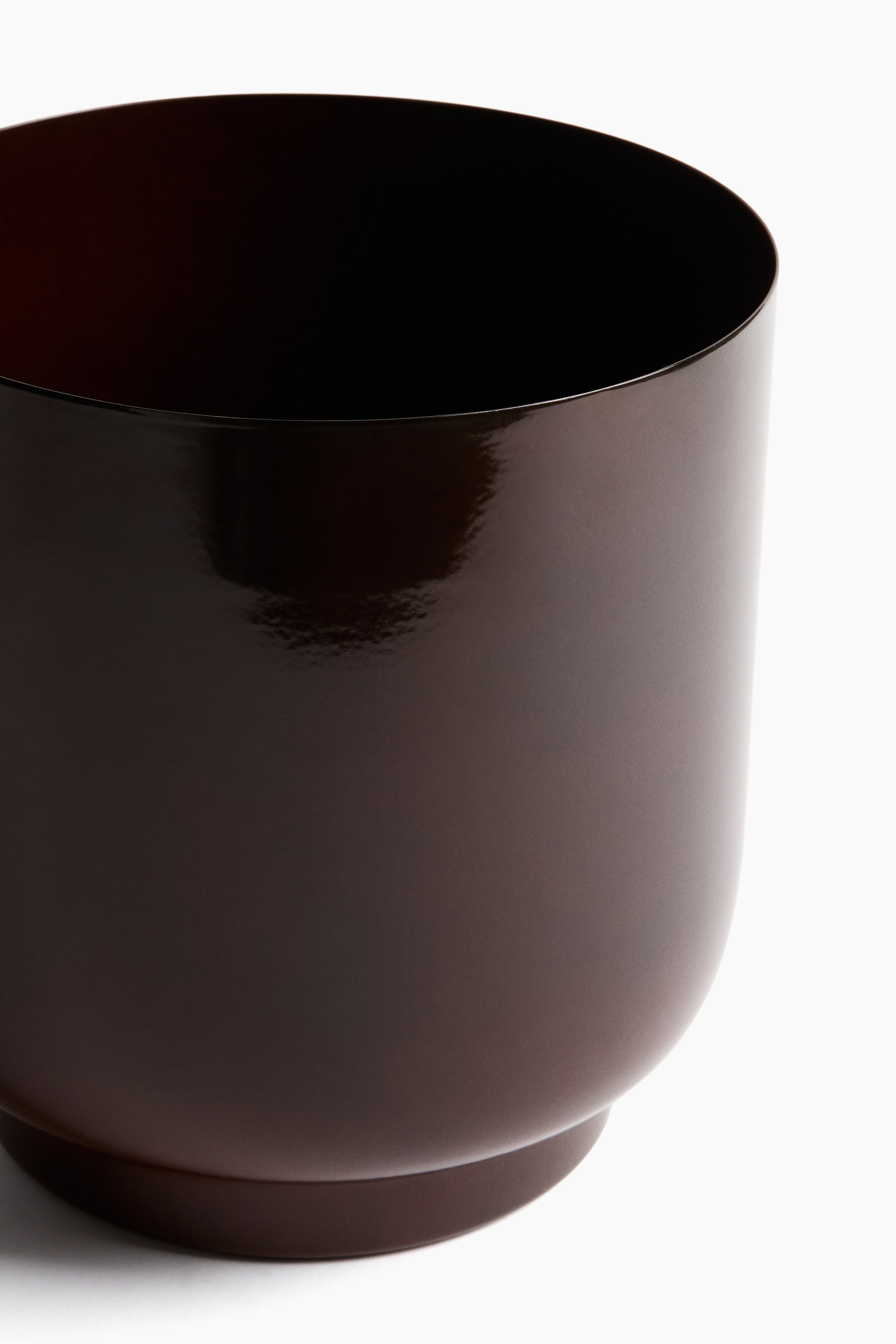 View larger image: Large metal plant pot - Dark brown - Home All | H&M GB 4