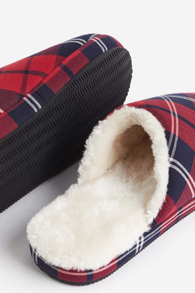 Teddy-lined slippers - Red/Checked - 2