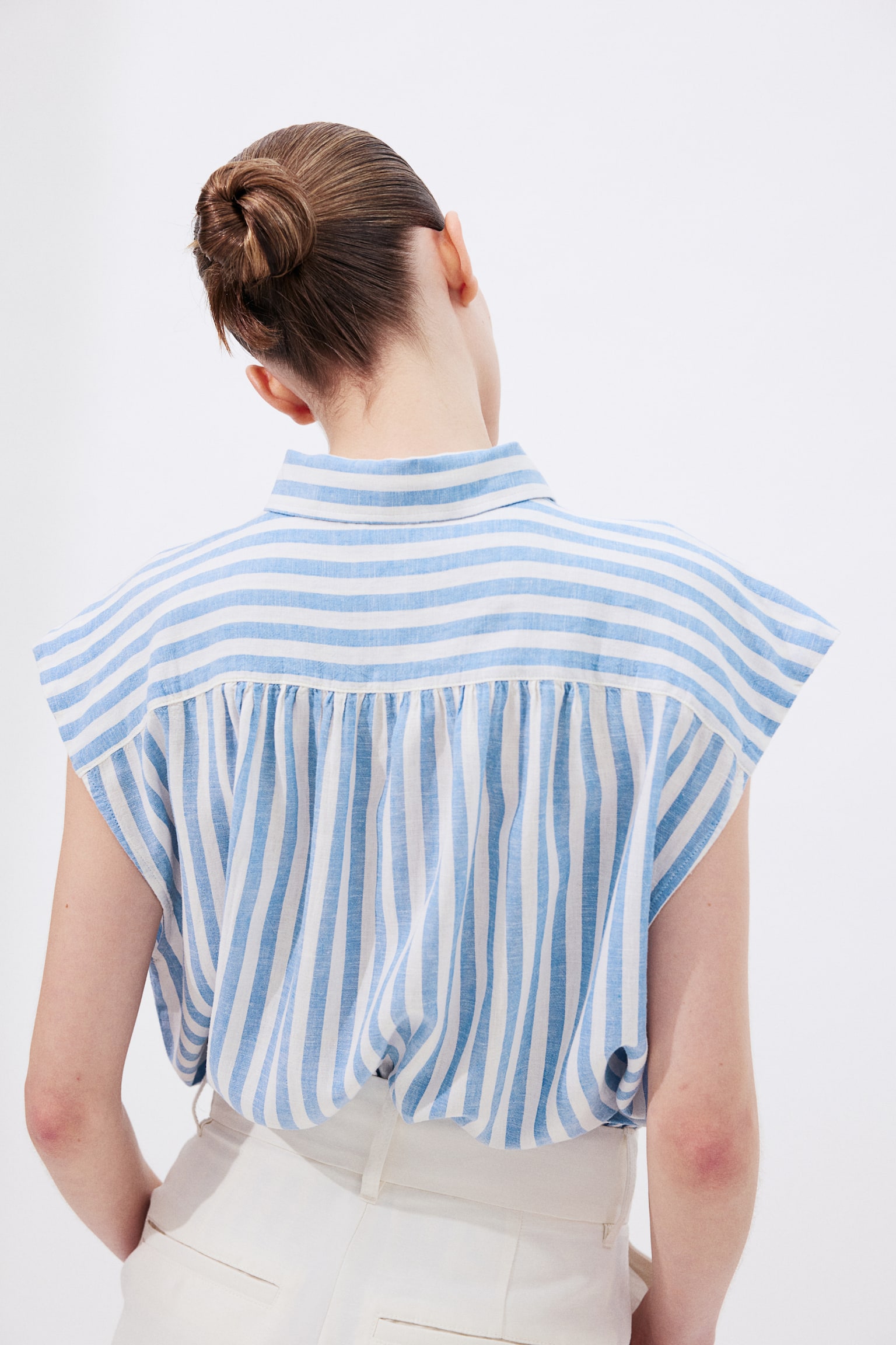 Linen Blend Sleeveless Shirt - White/Blue stripe/White - 6