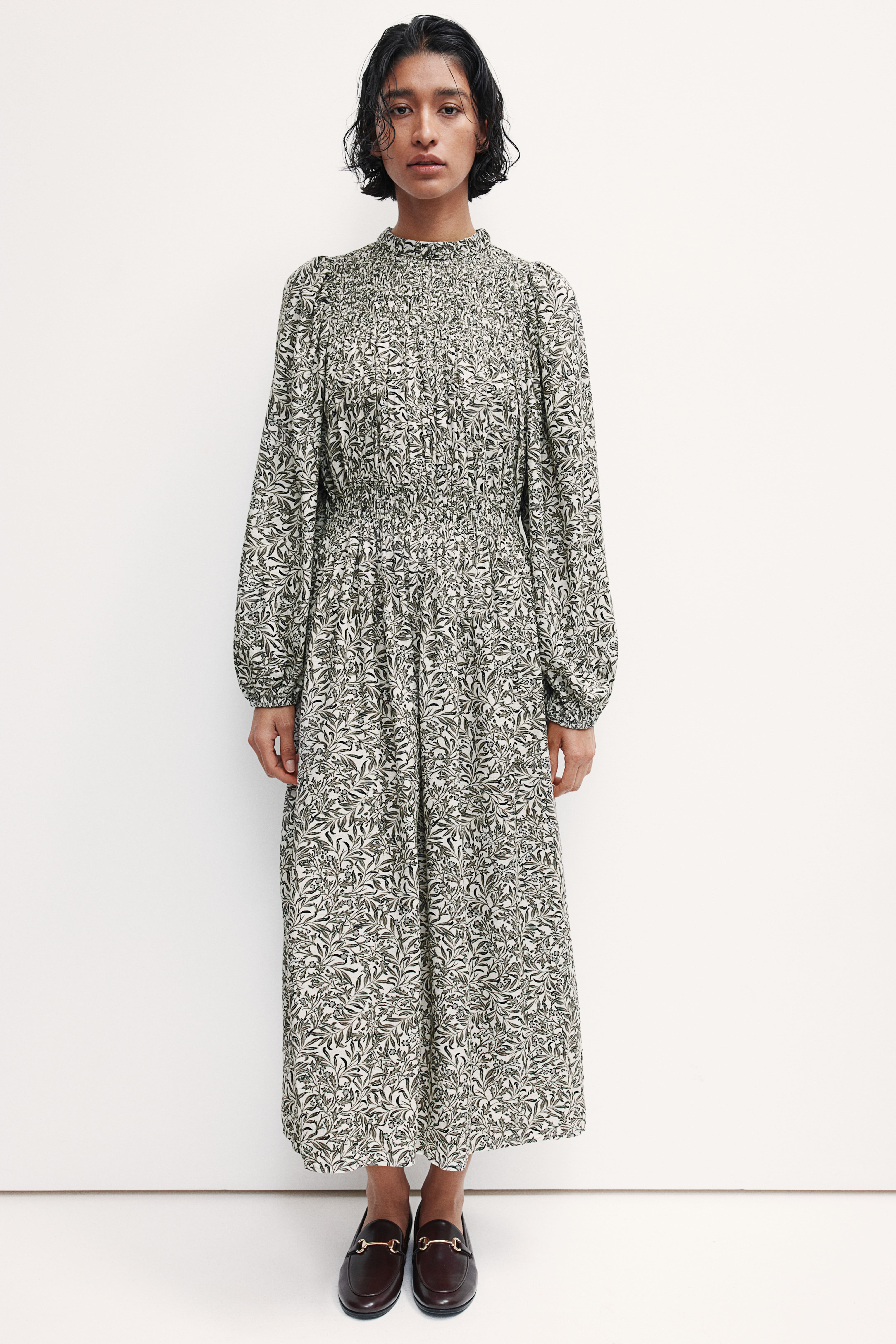 H&m maxi dress retailer long sleeve