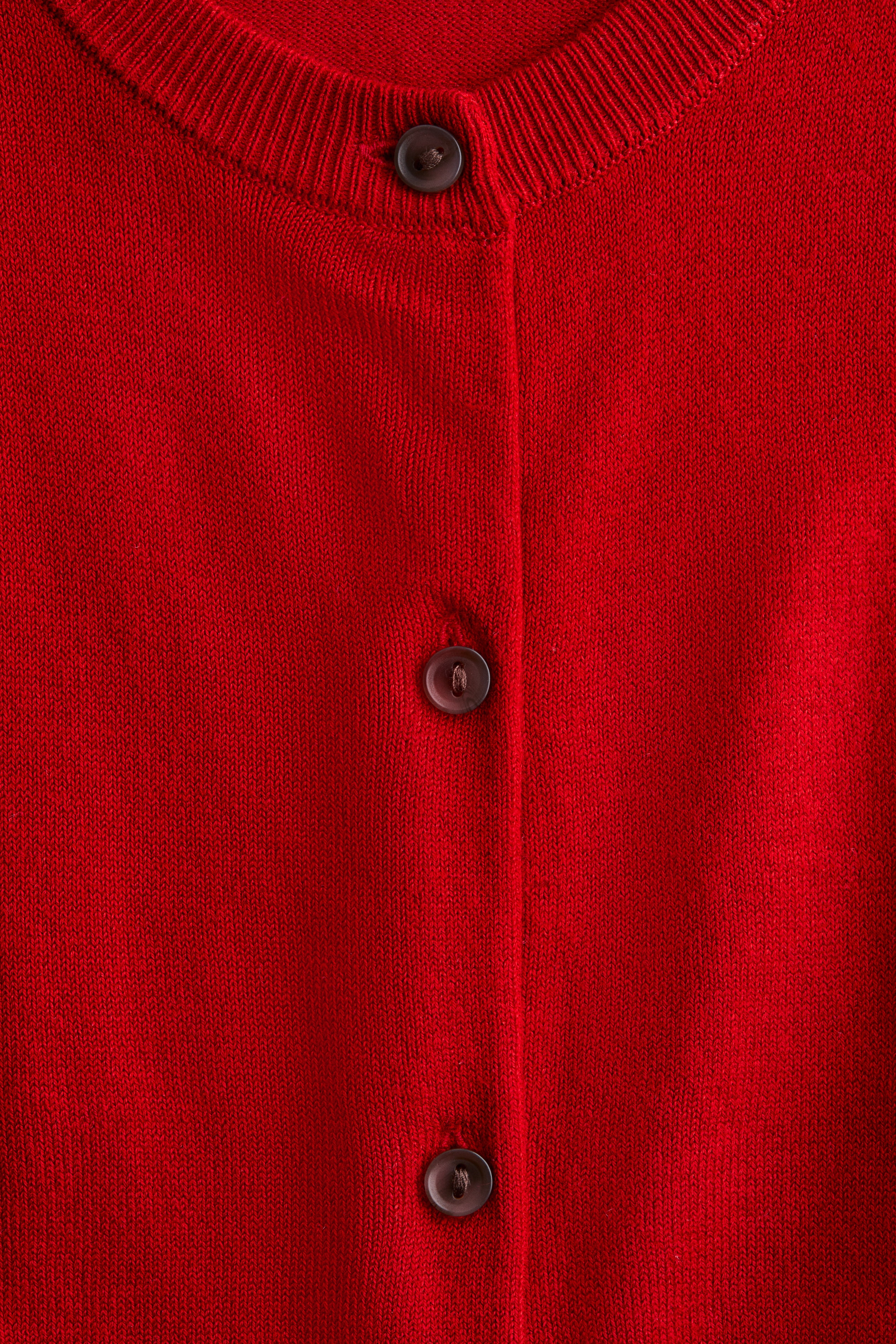 Short-sleeved cardigan