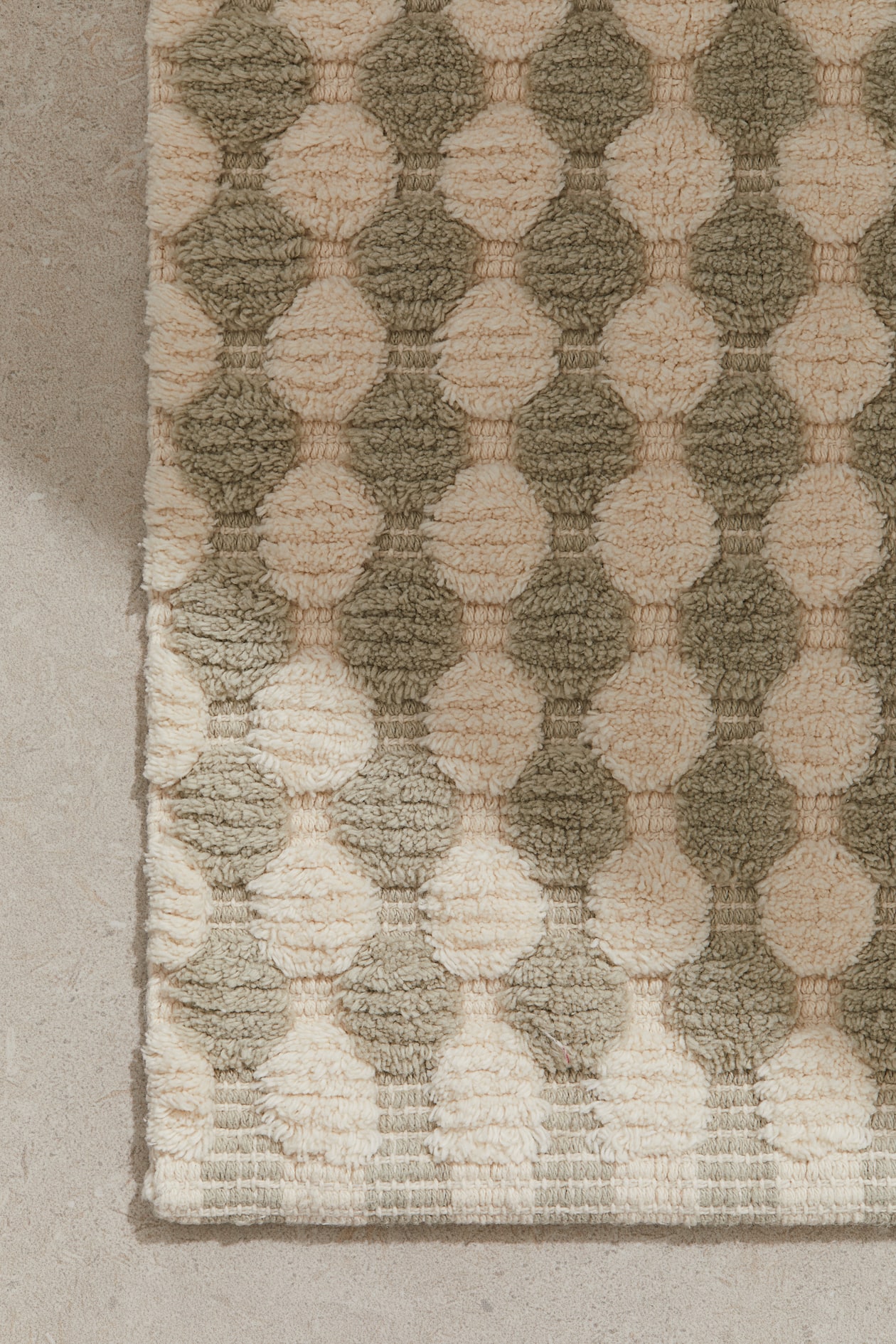 Patterned Cotton Bath Mat - Light dusty green/dotted - Home All | H&M US