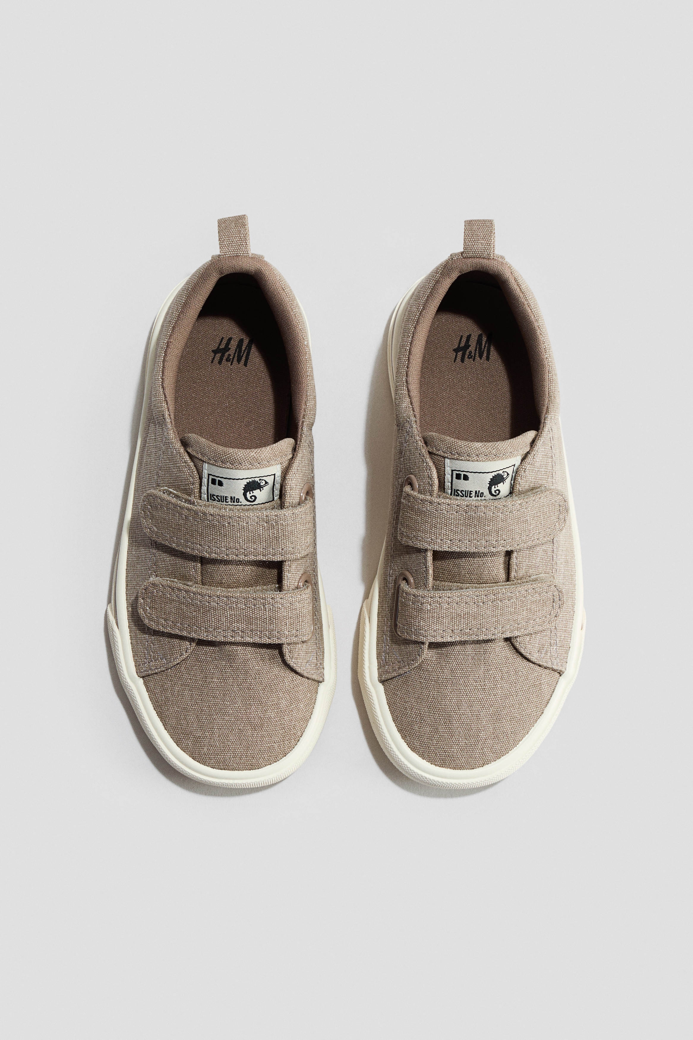 Sneakers i canvasModell