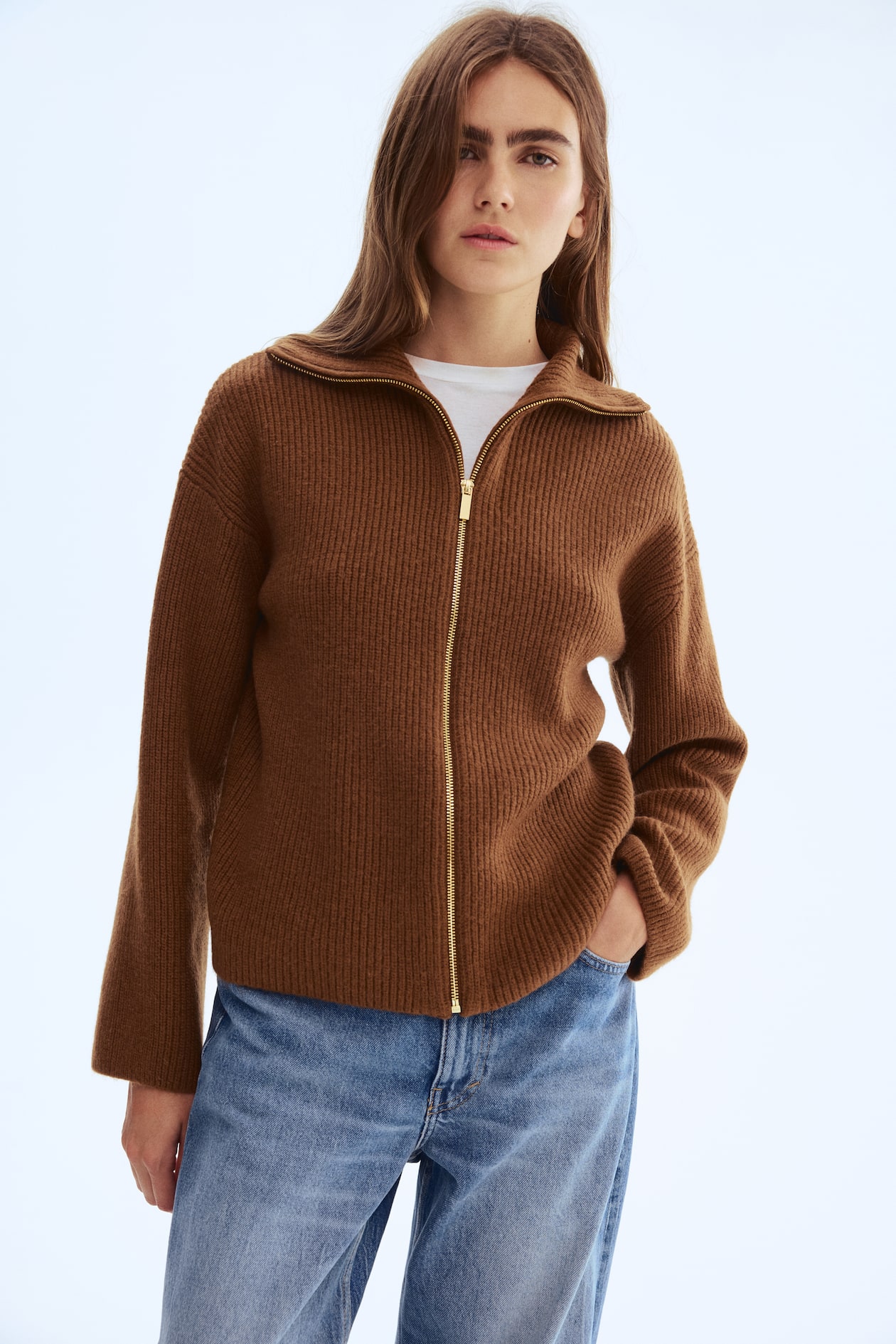 Cardigan with Zipper - image 4