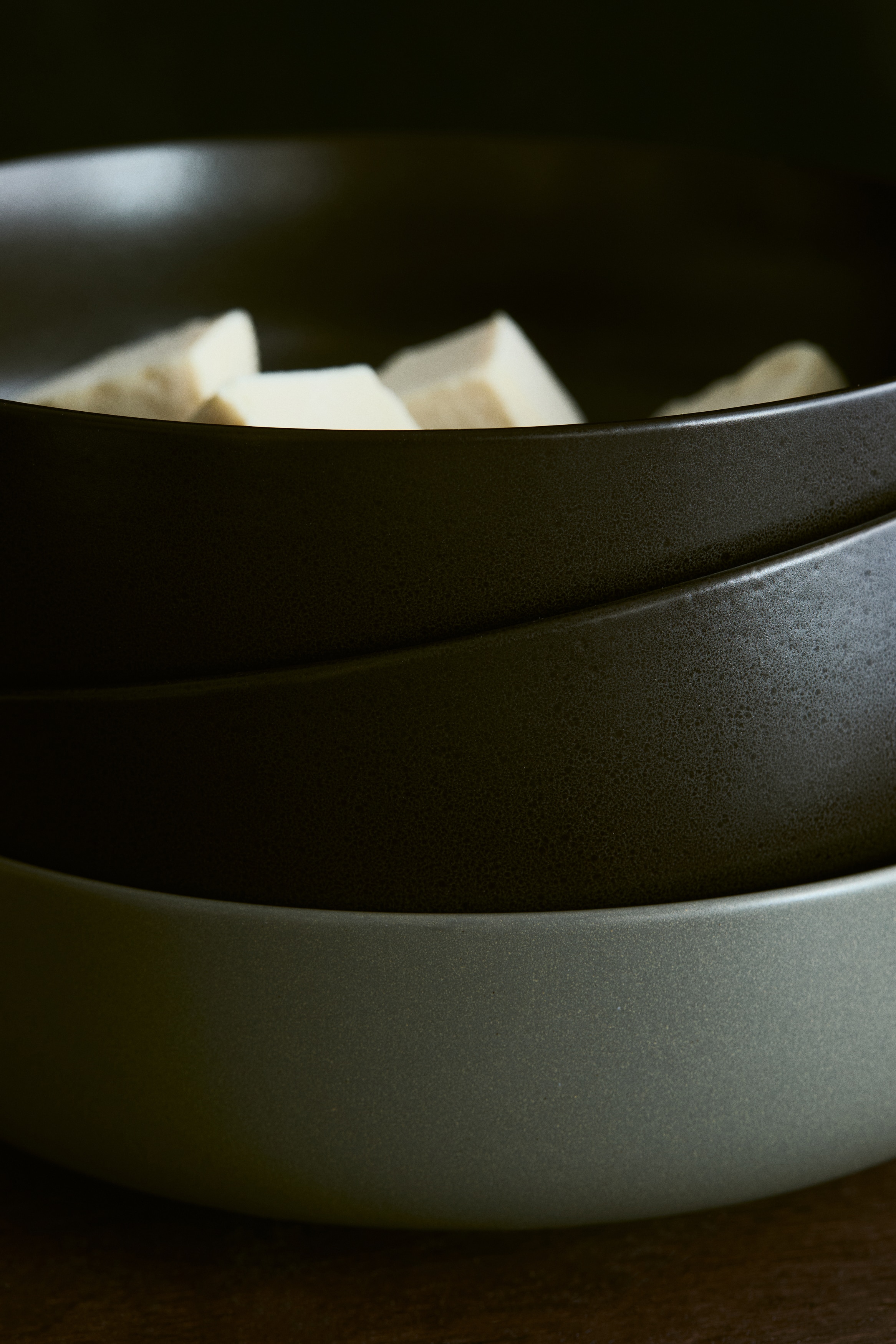 Bol en grès cérame avec glaçure réactive - Noir/Beige clair/Beige/Vert ancien