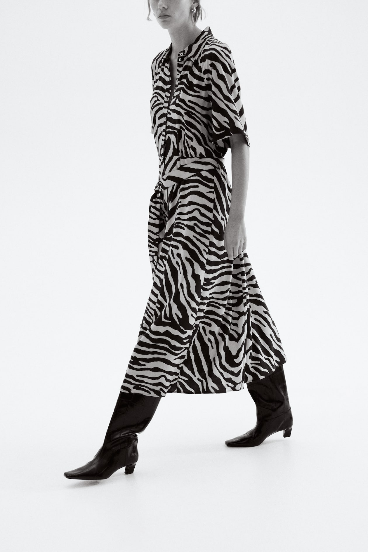 Tie-belt Shirt Dress - image 3