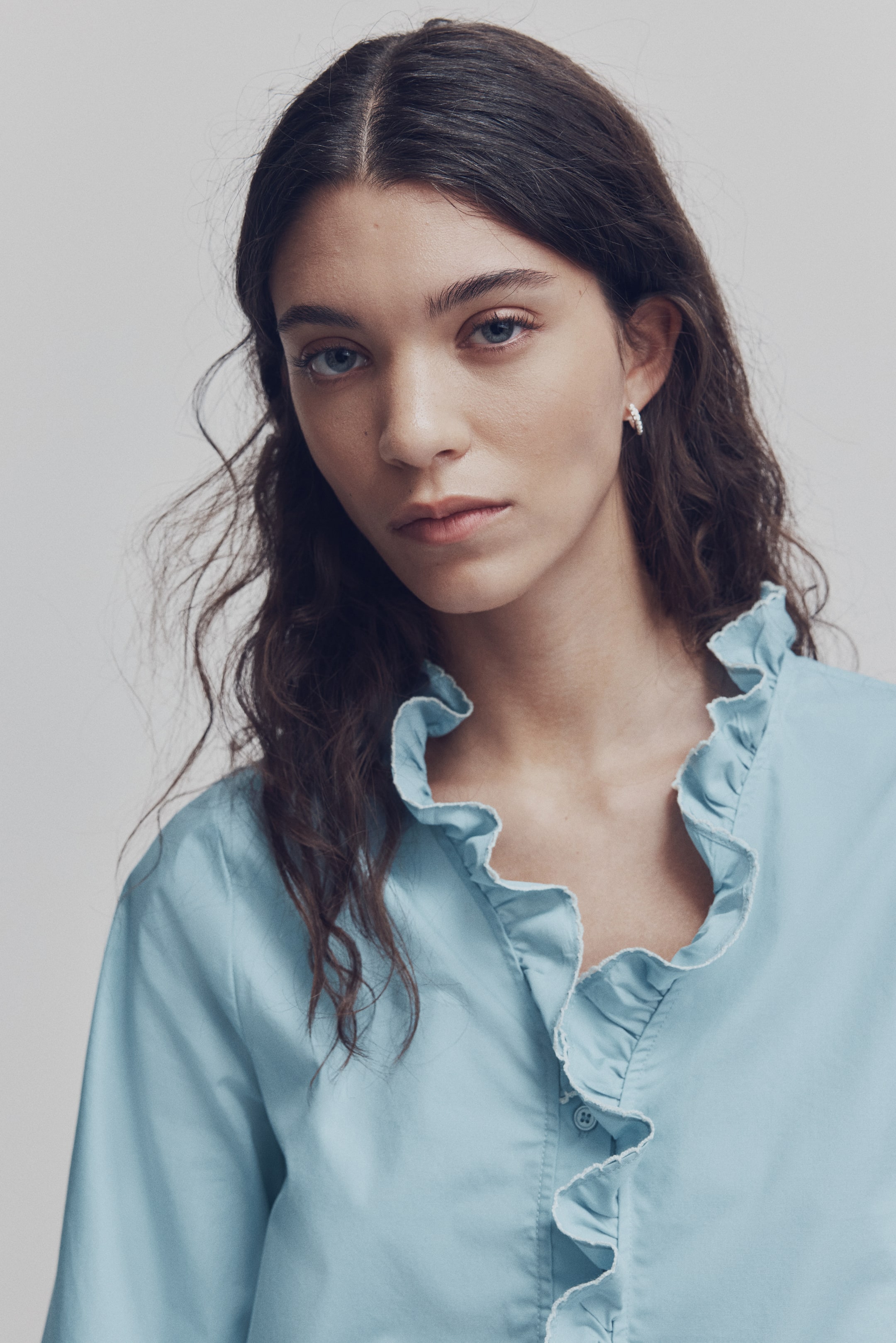 Ampliar la imagen: Blusa con olanes en popelina de algodón - Azul claro - Ladies | H&M MX 3