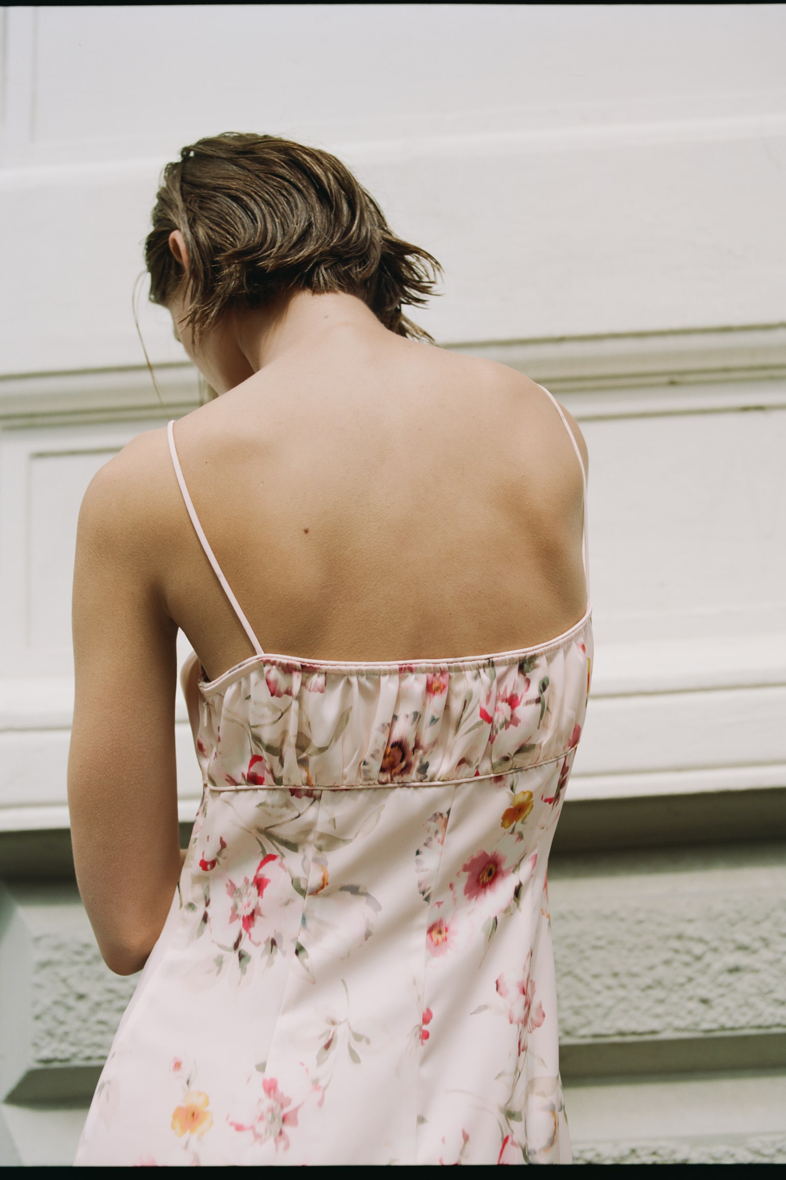 Женское платье H&M Printed Strappy, цвет: Бежевый / С принтом — фото 4