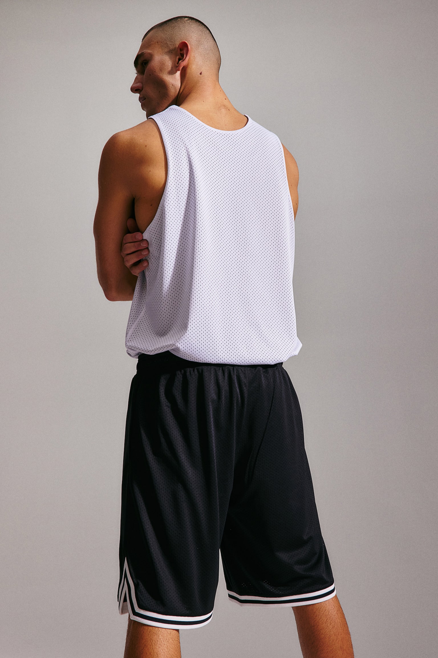 Long Basketball Shorts In DryMove™ - Black/Khaki green - 5