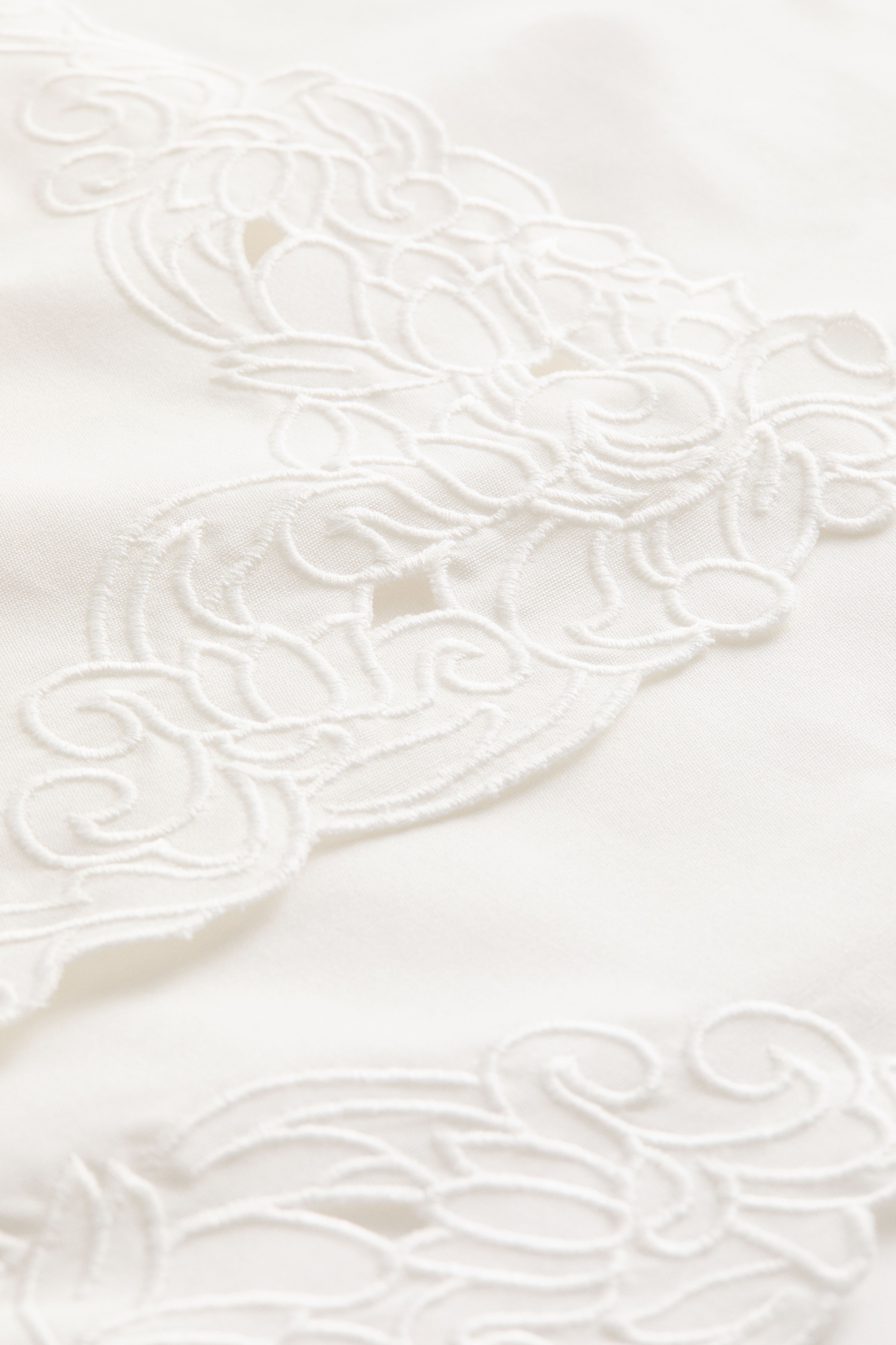 2-Pack Embroidered-Detail Napkins