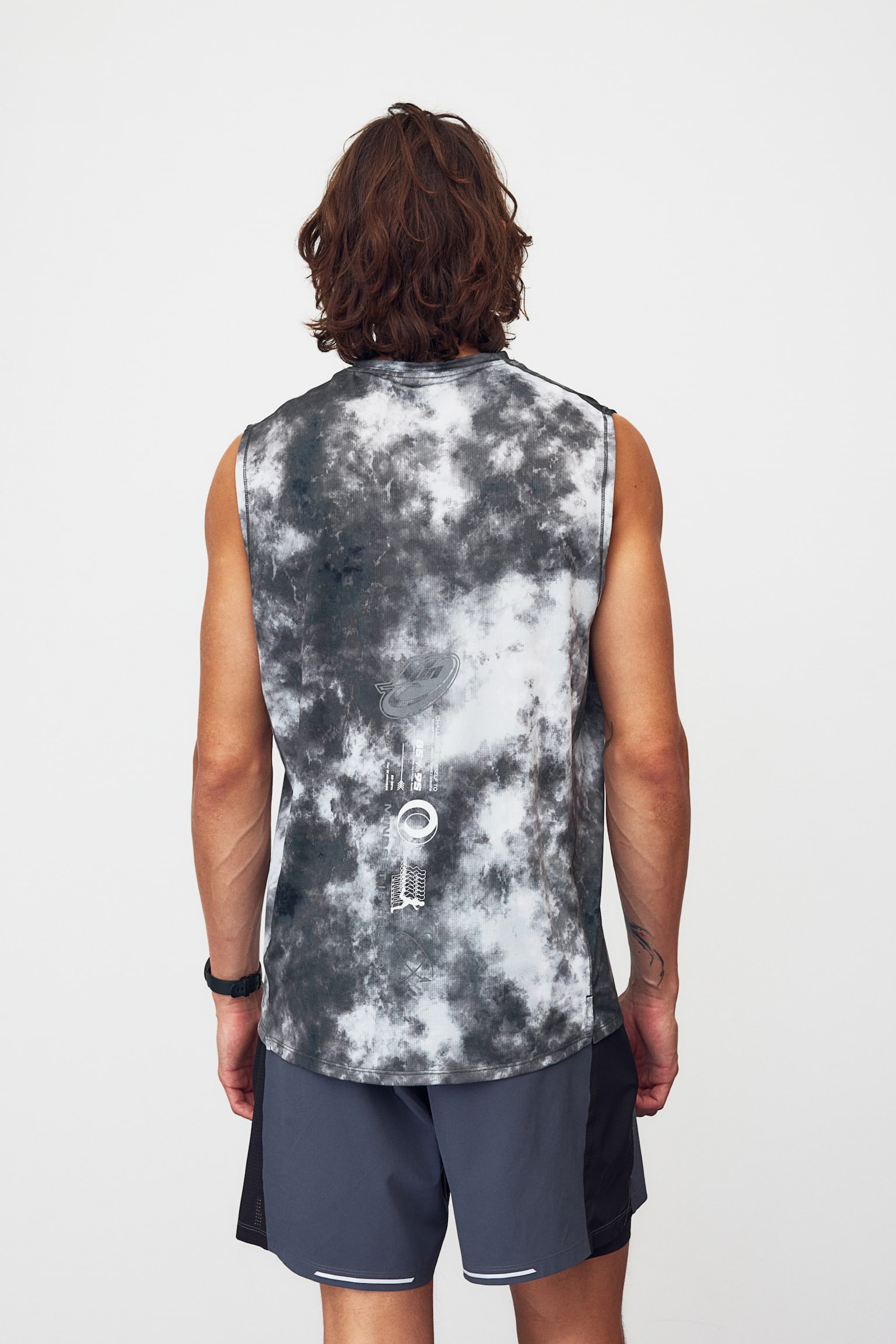 Regular Fit Running Tank In DryMove™ - Black/Tie dye/Dark grey/Runner/Black/Euphoric Run - 4