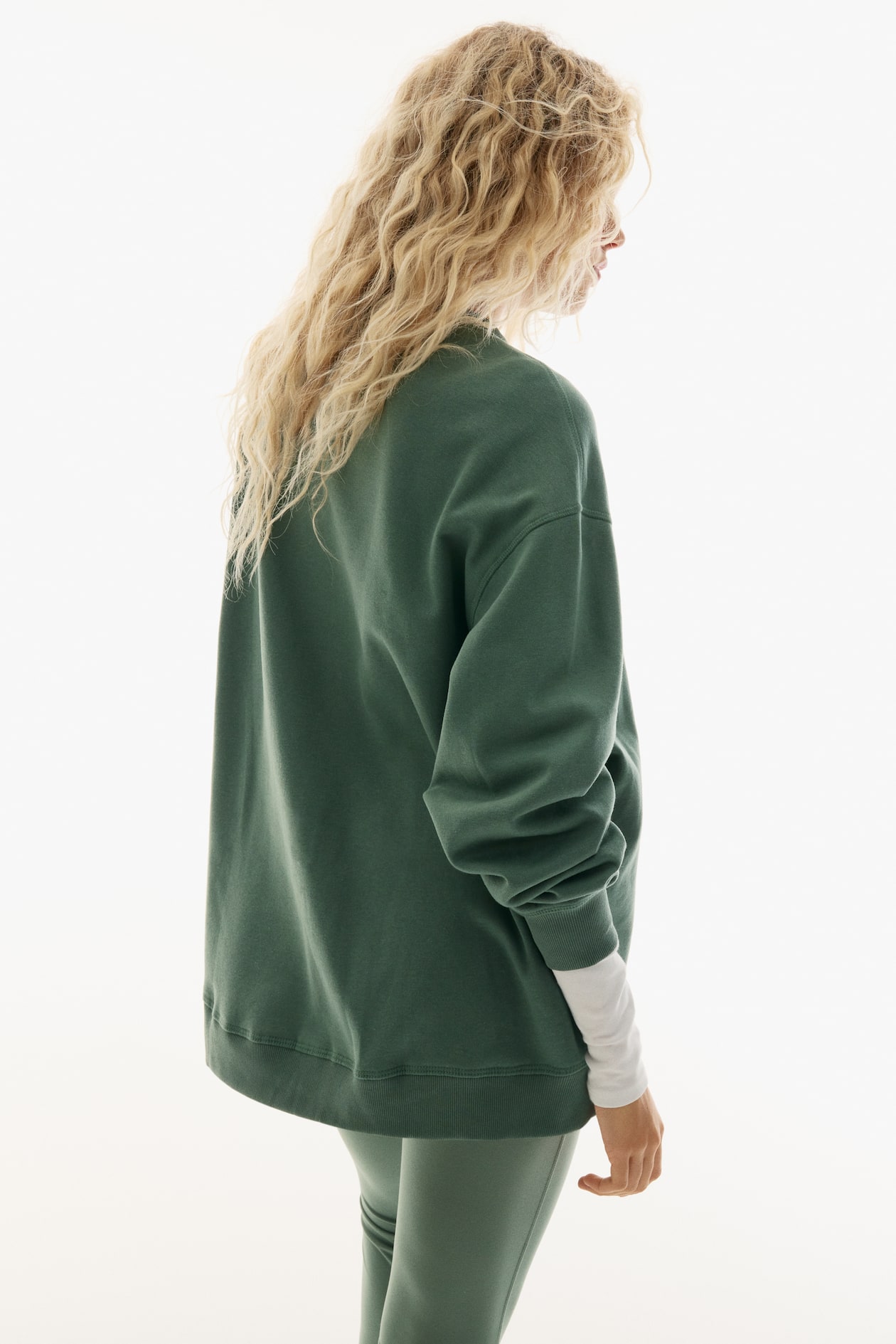 Oversized Sweatshirt - image 4