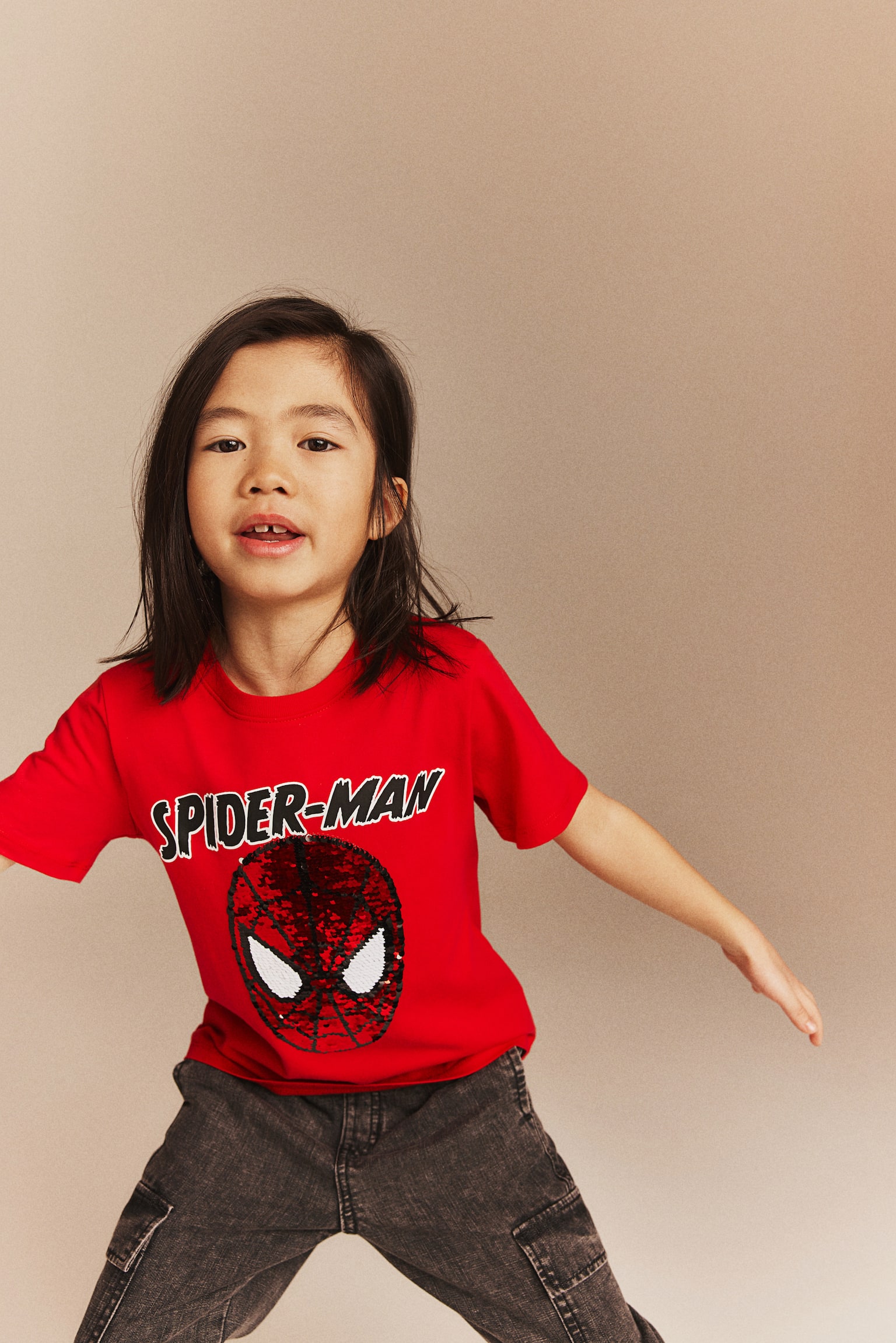 Reversible Sequin Tee - Bright red/Spider-Man/Black/Pokémon - 6