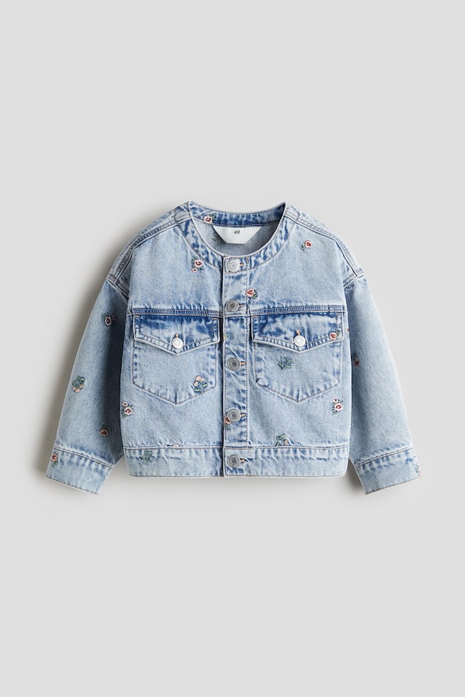 Jeansjacke mit Stickereien - Helles Denimblau/Geblümt - 1