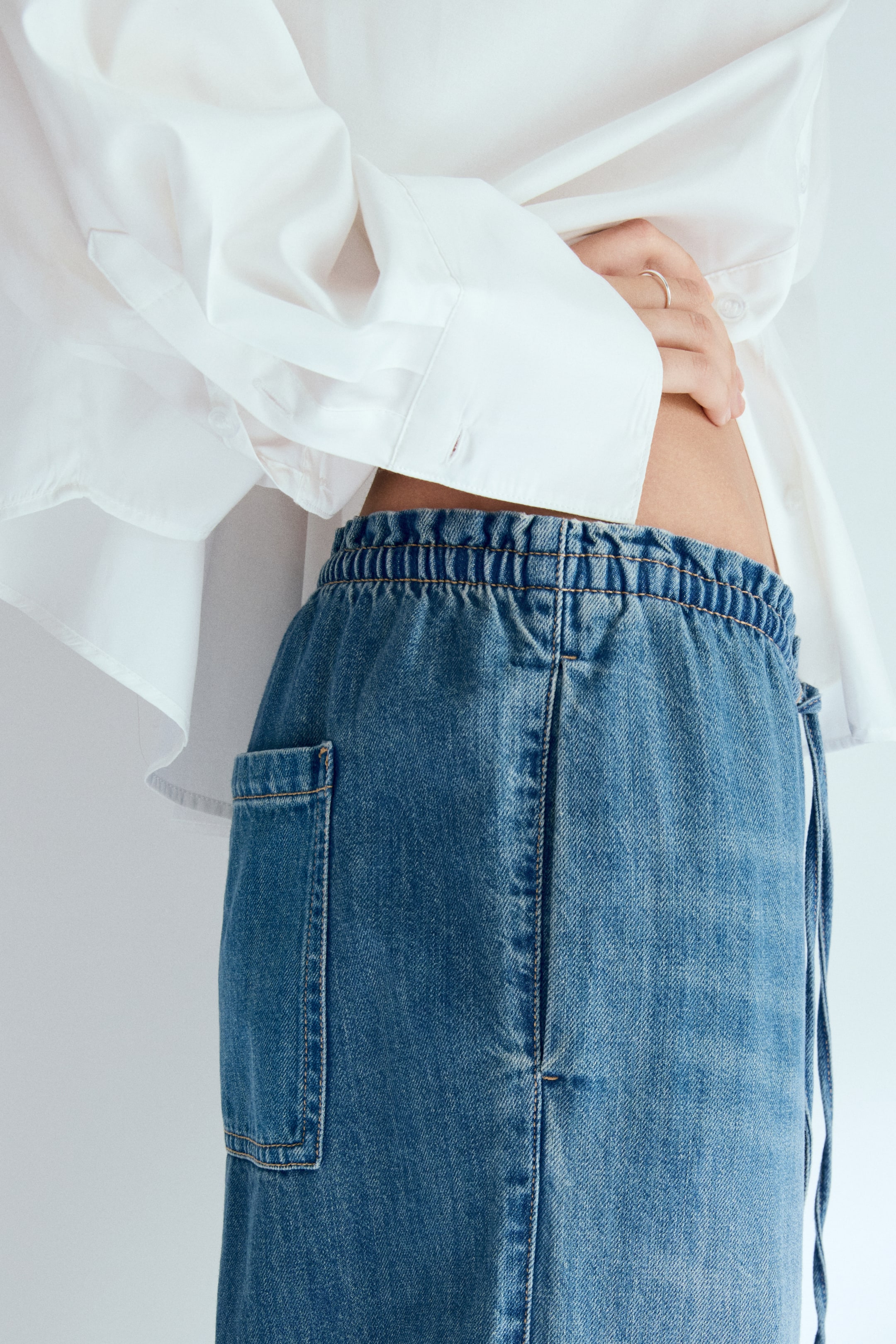 Pantalon en denim à taille élastique