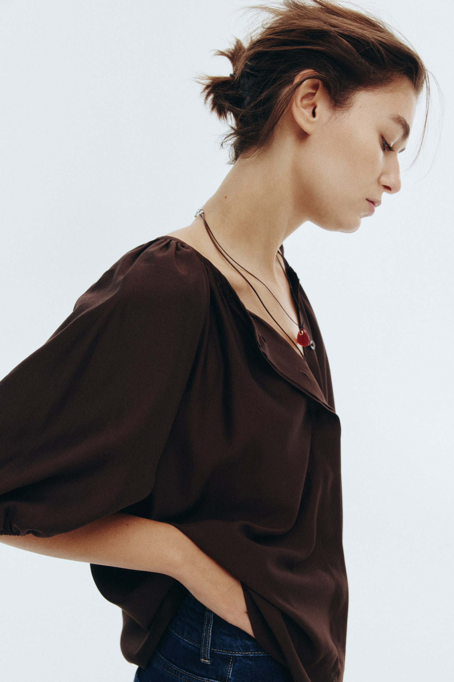 Áo kiểu tay bóng bay - Màu nâu đậm/Màu trắng/Hoa văn đen - 6