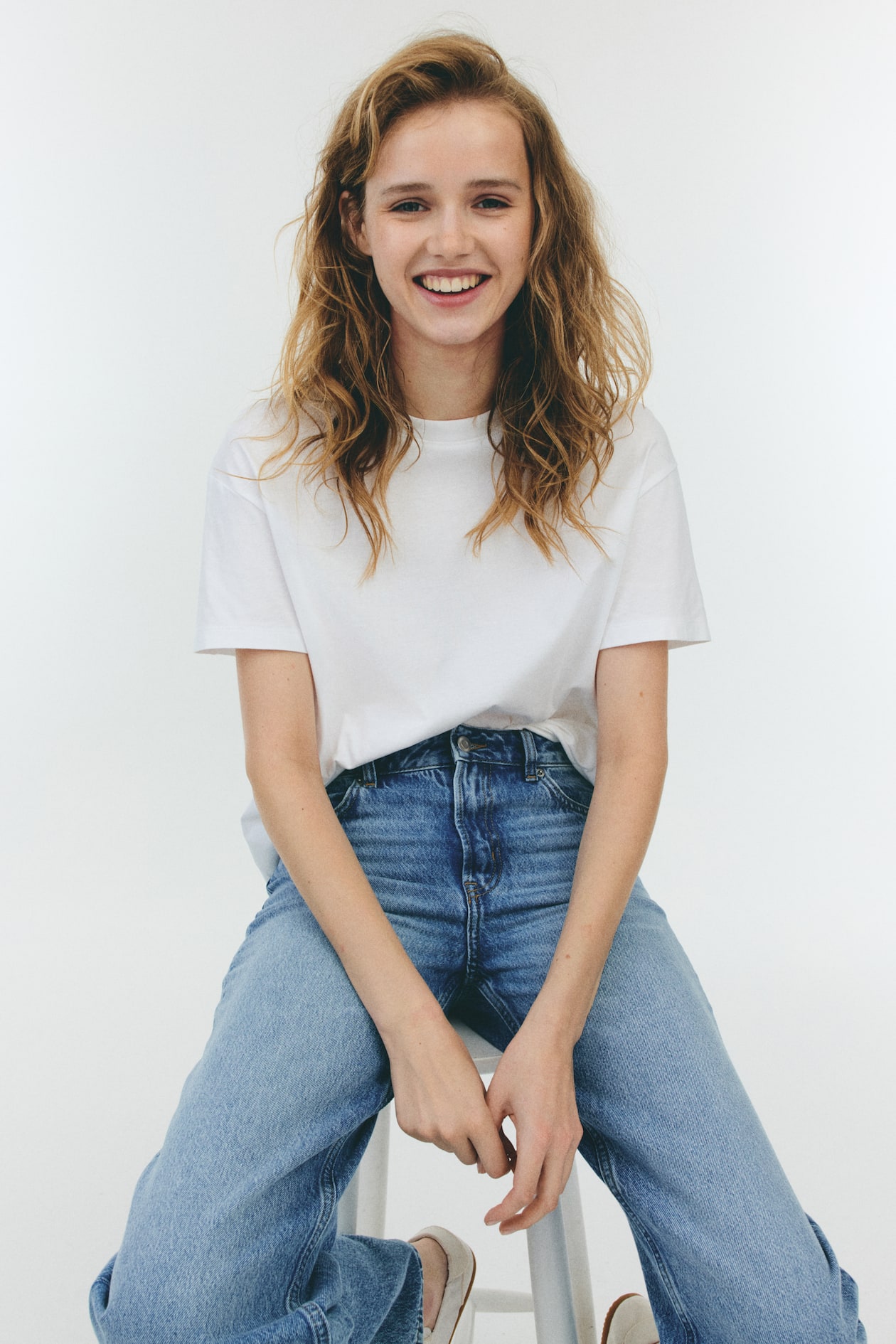 Loose-Fit T-Shirt - image 3