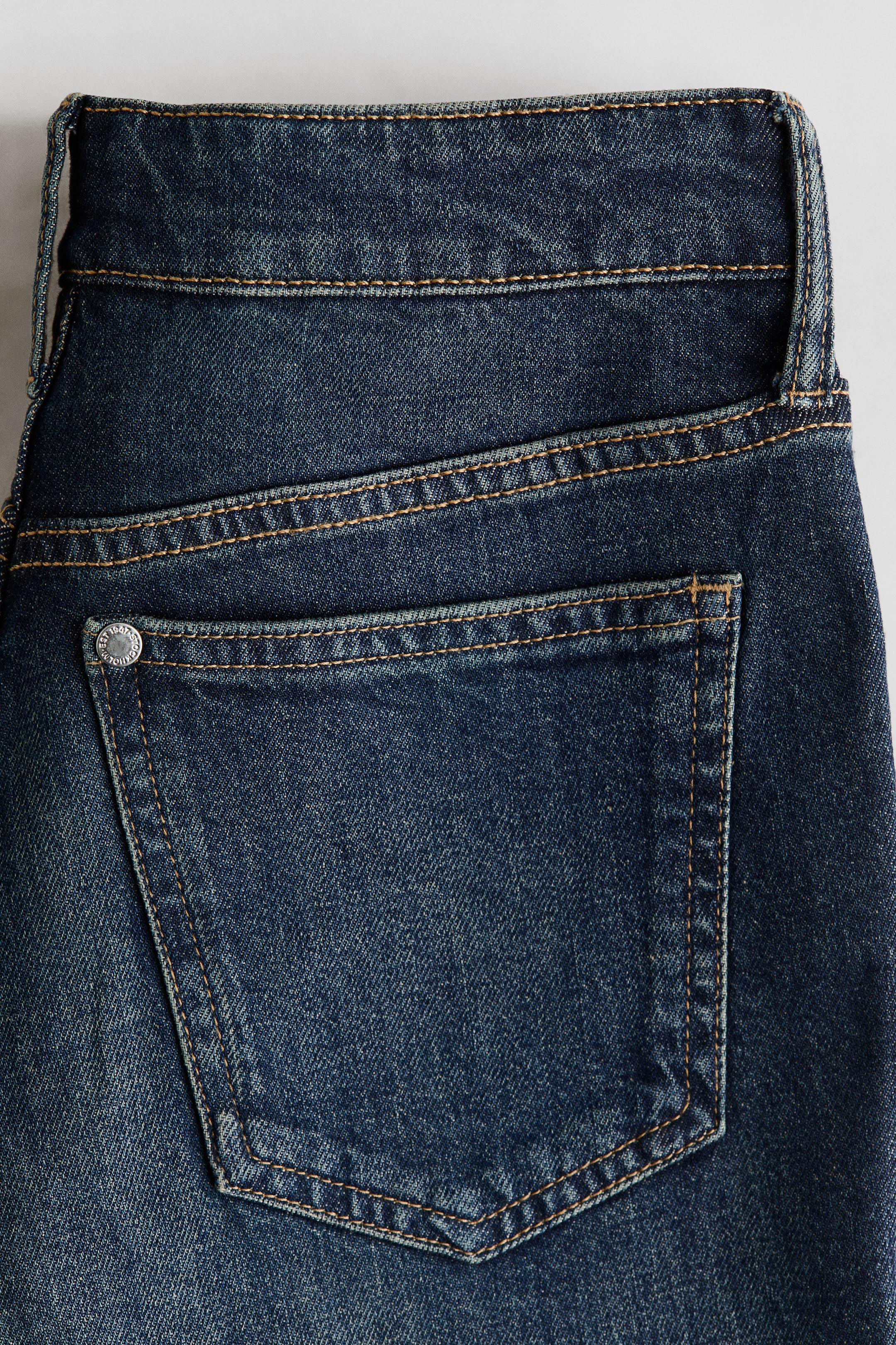 Comfort Stretch Slim-Fit Jeans