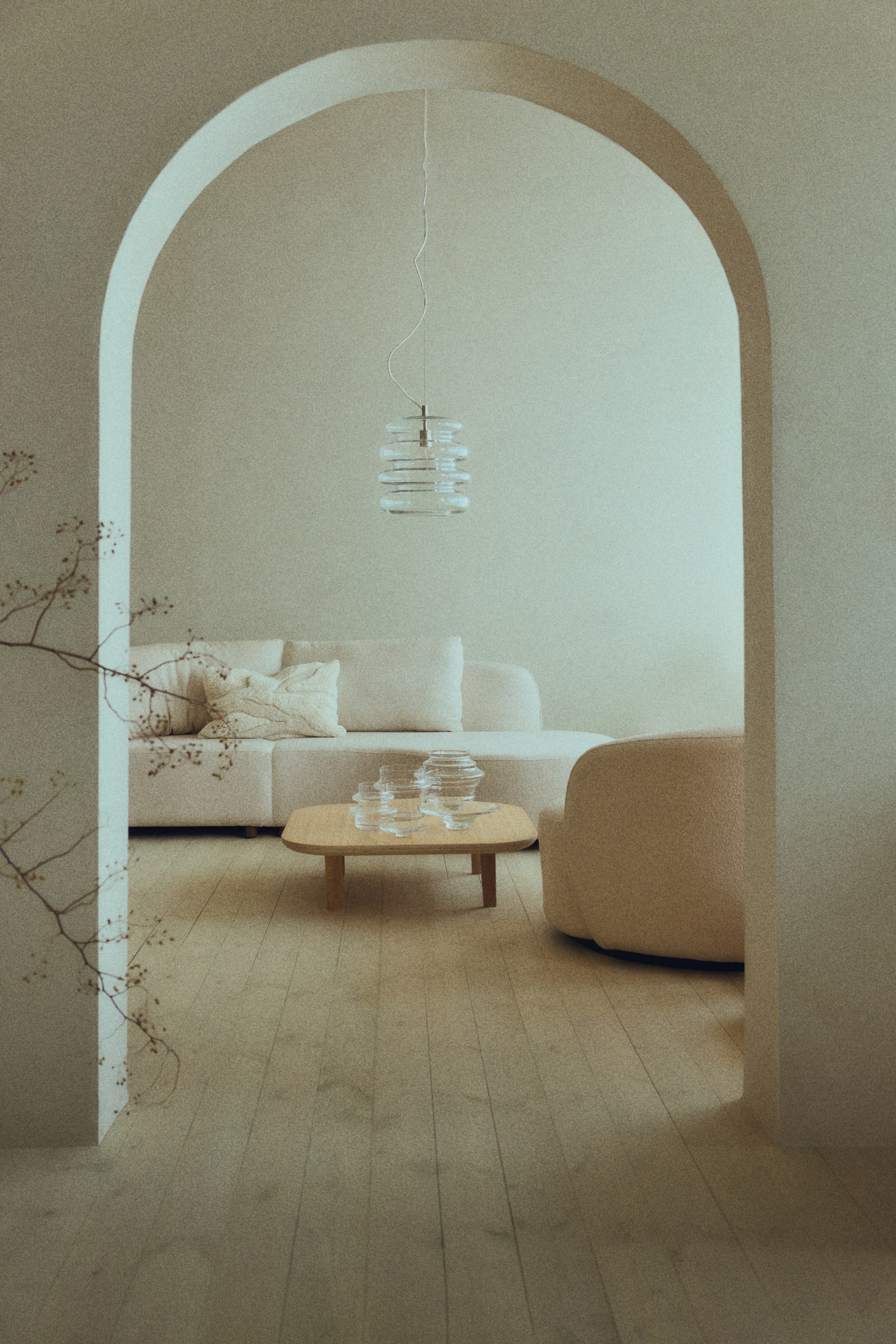 Zobrazit větší obrázek: Závěsná skleněná lampa - Průhledná - HOME | H&M CZ 1