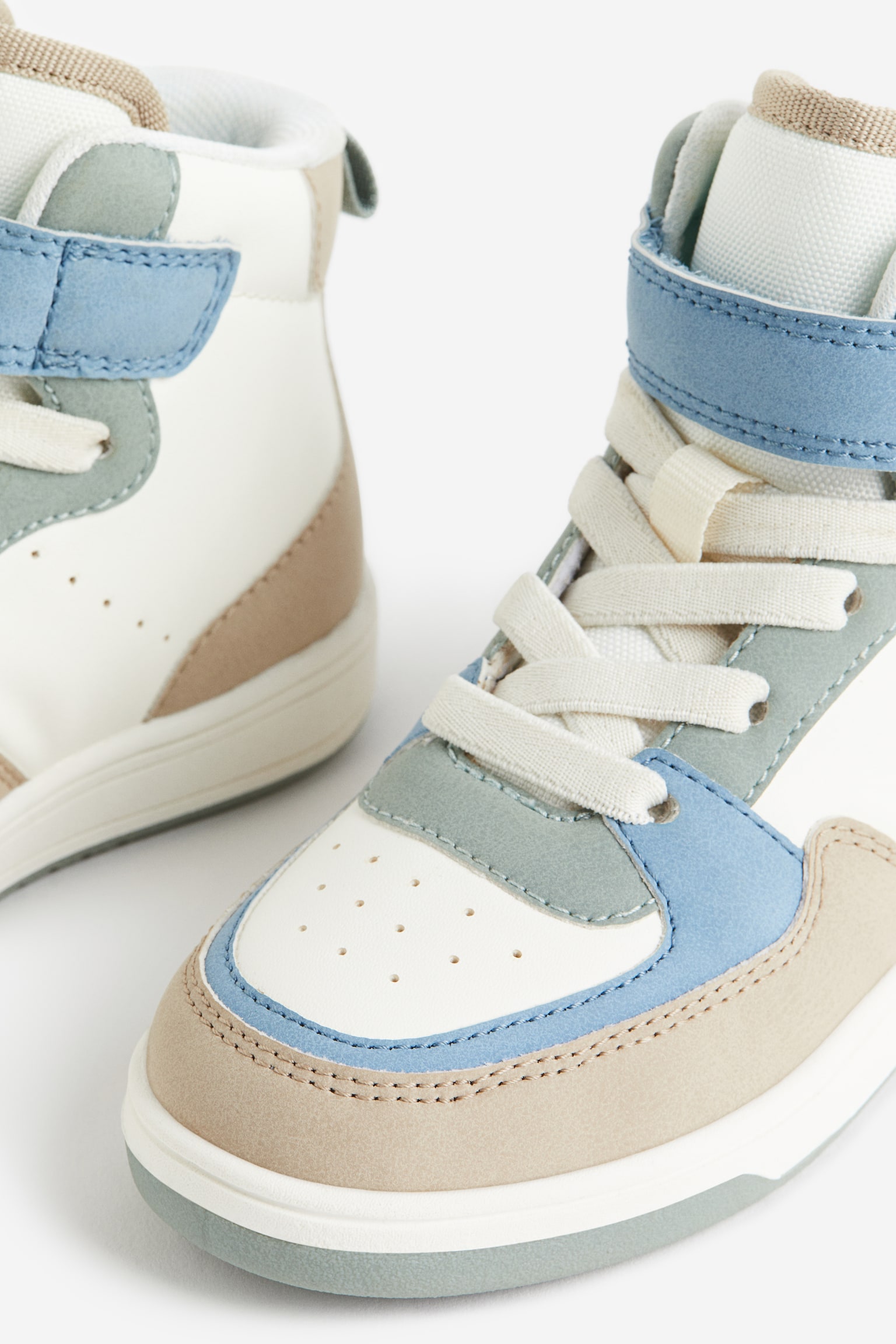 Block Colour Hi Top Sneakers - Light blue/Block colour/Red/Block colour - 4