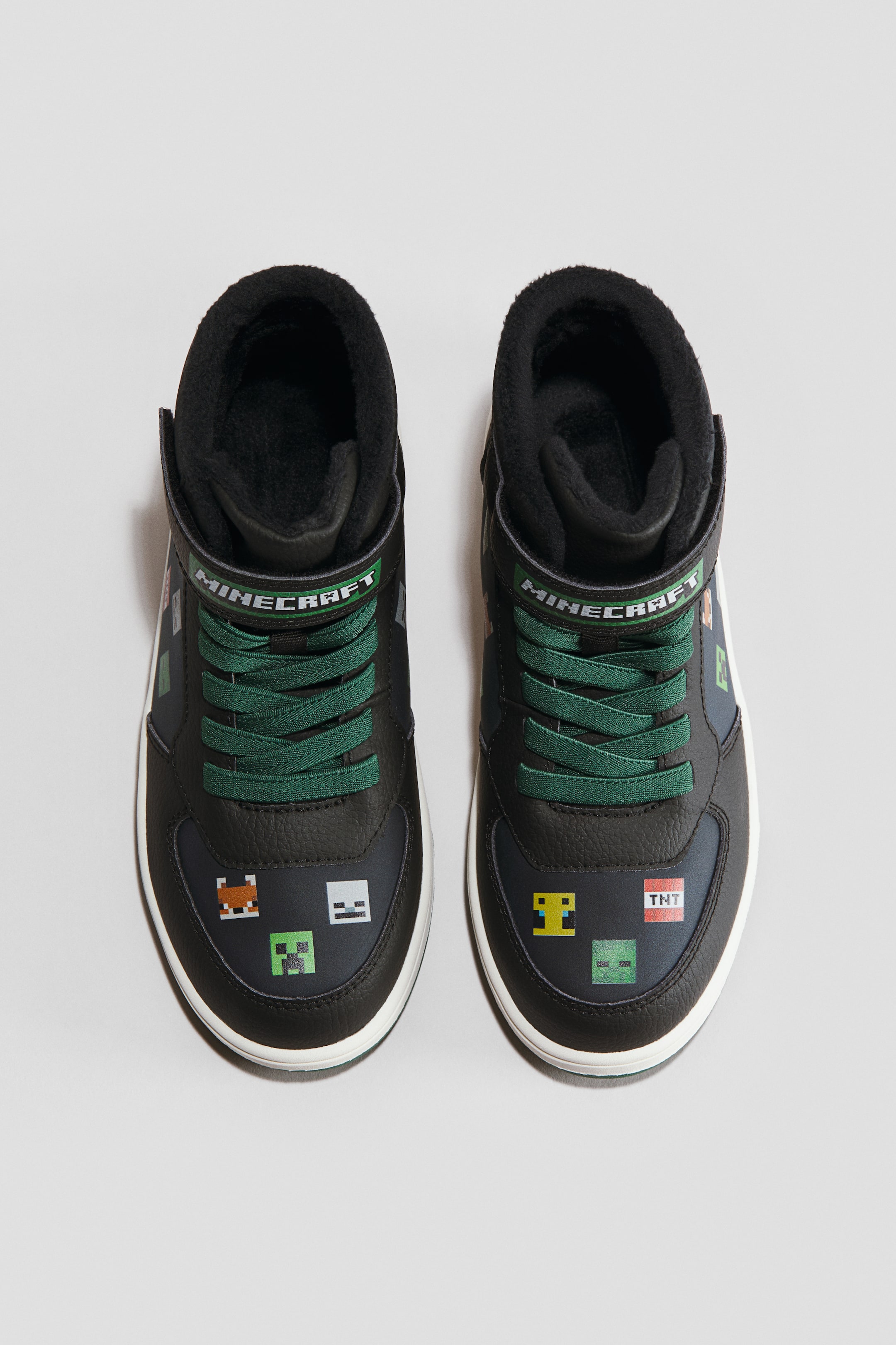 Ampliar la imagen: Tenis altos con forro cálido - Negro/Minecraft - Kids | H&M MX 3