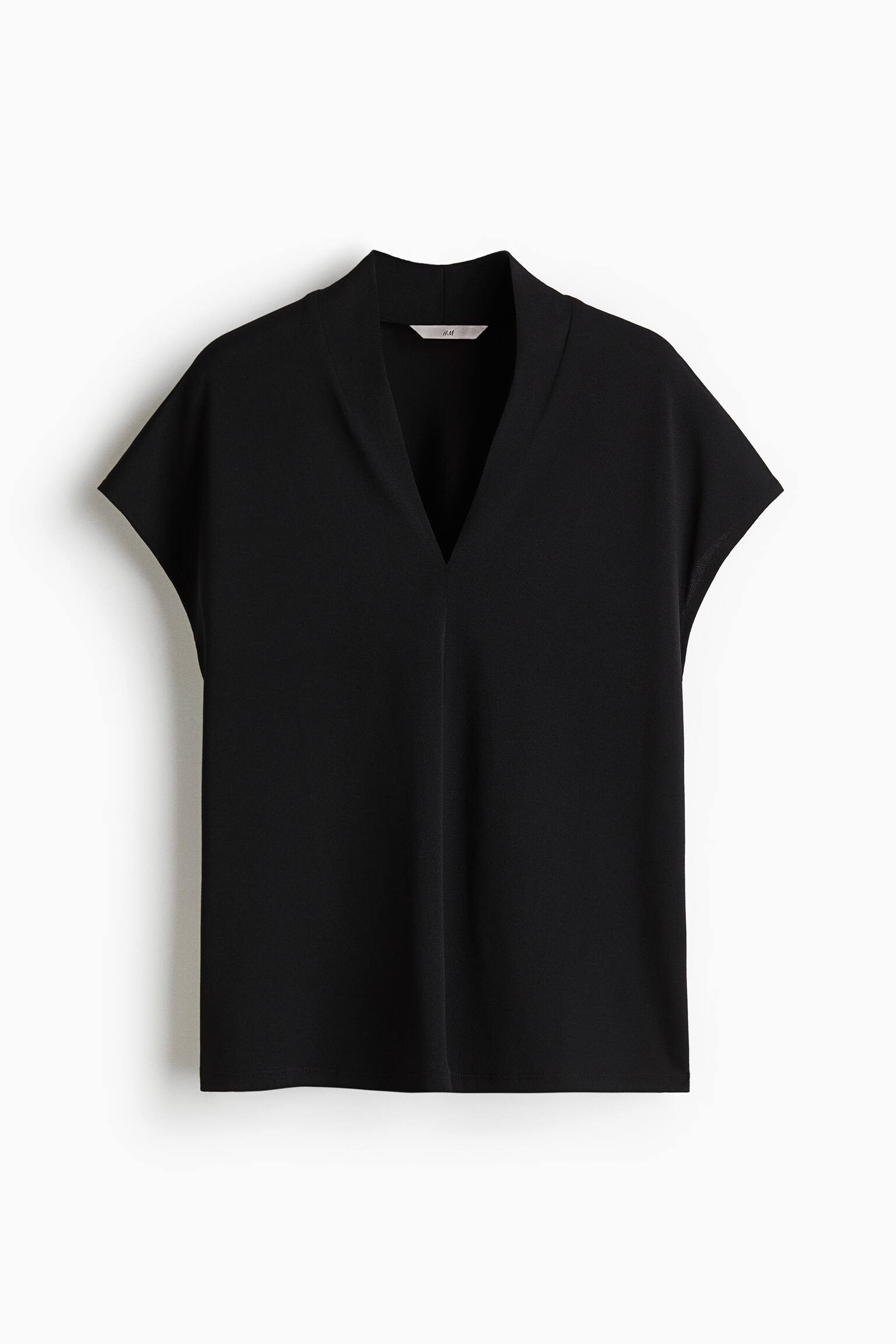 חולצה עם צווארון וי - שחור - 2