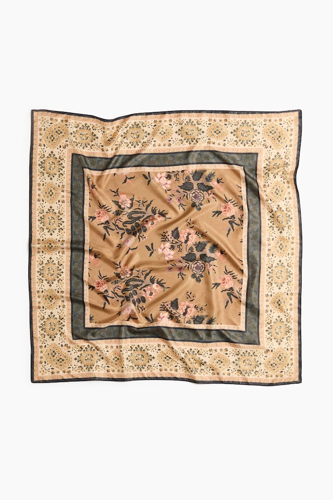 Patterned scarf - Dark beige/Patterned/Burgundy/Polka dot/Dark plum red/Paisley pattern/Red/Paris/Dark beige/Paris/Light pink/Paisley pattern/Rust red/Colour block/Ivory/Floral/Powder pink/Flowers/Pink/Patterned/Olive green/Patterned/Blue/Striped - 1