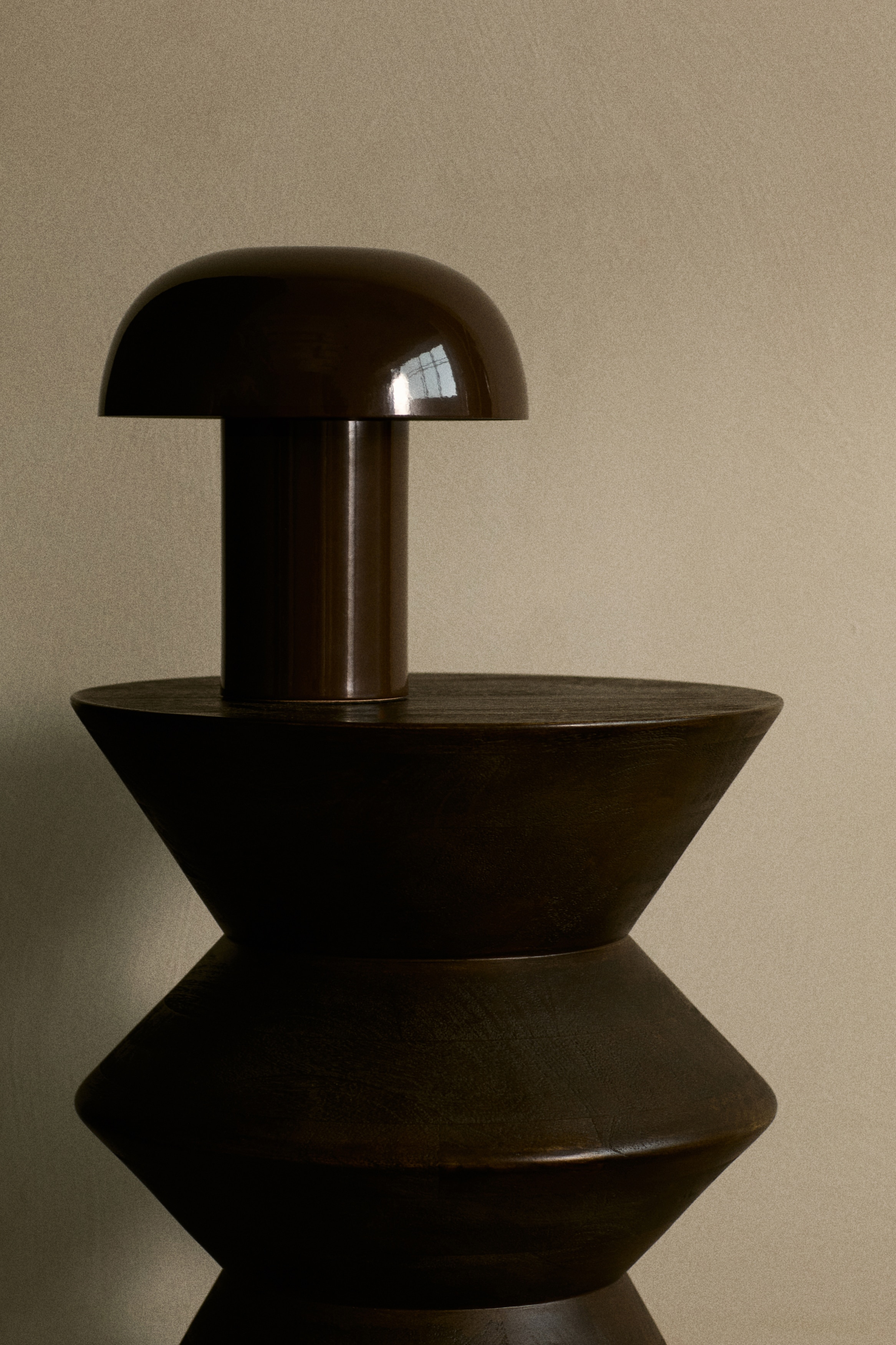 Metal table lamp - Dark brown/Dark red/Light beige/Light dusty pink/Light yellow/Olive green