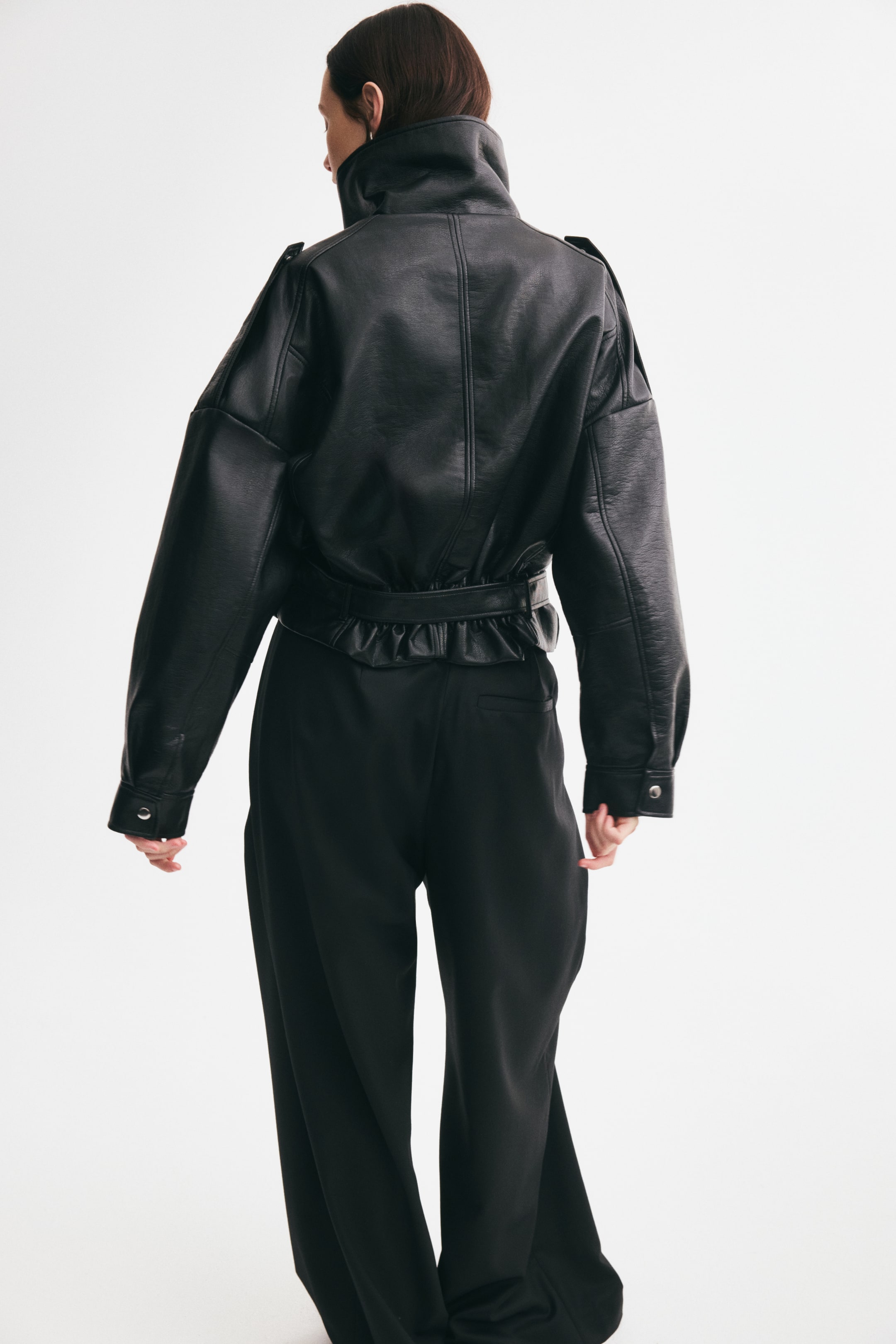 Женские куртки H&M Belt-Detail Biker Jacket — фото 5