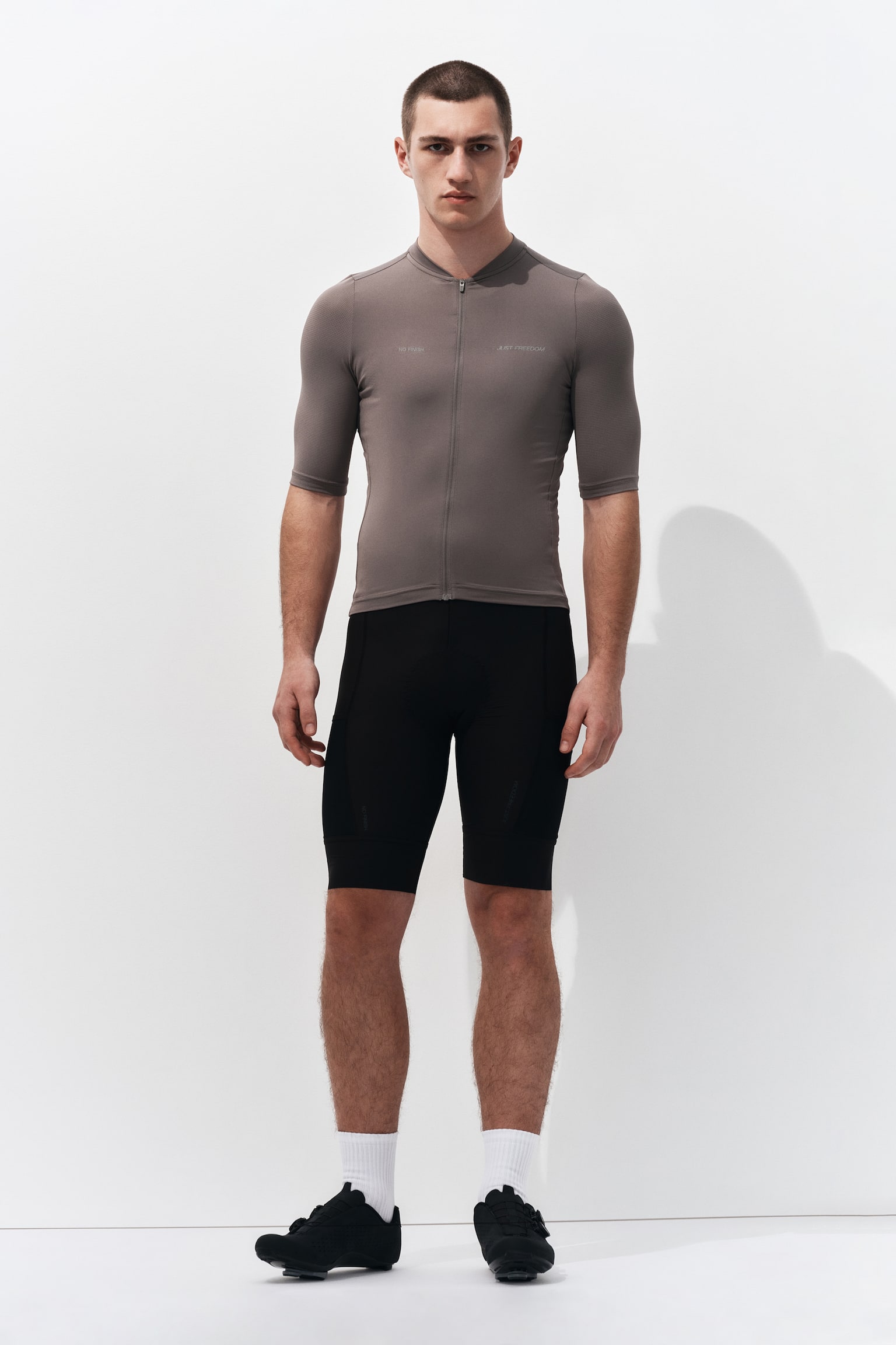 Mid-length cycling bib shorts with DryMove™ - Black - 1
