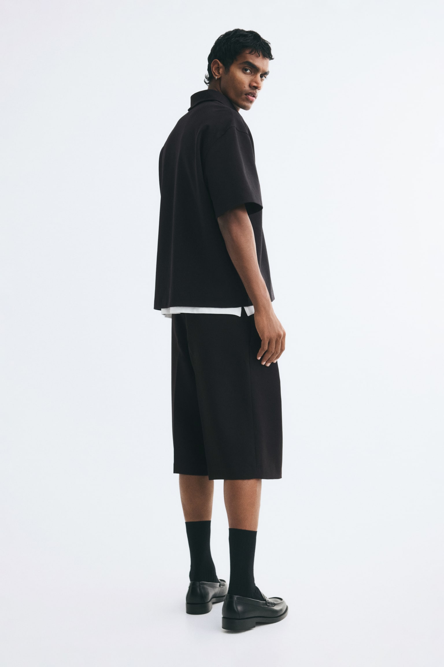 Мужские шорты H&M Loose-Fit Bermuda, цвет: Чёрный — фото 5
